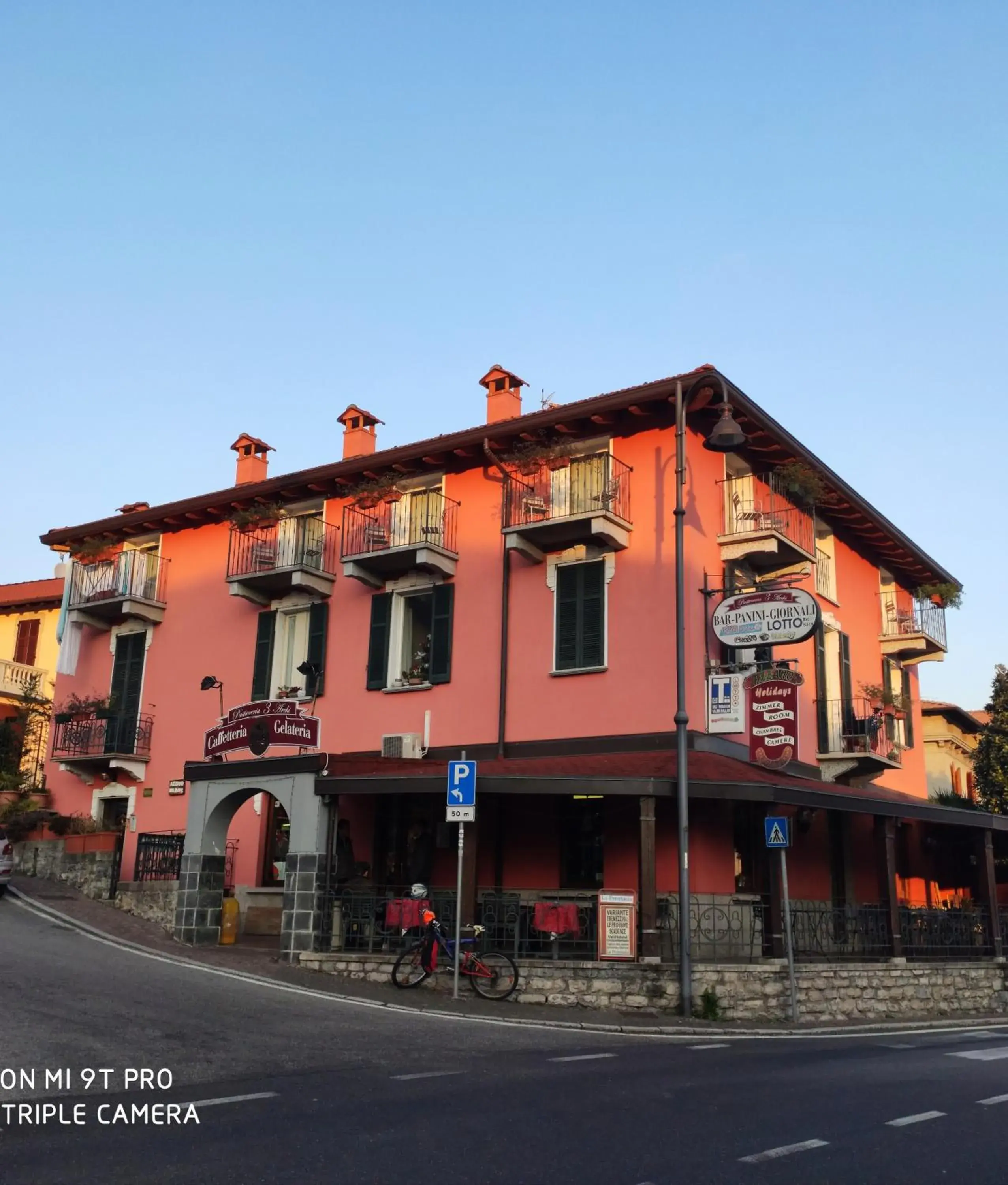 Azzano Holidays B&B Azzano Holidays B&B
