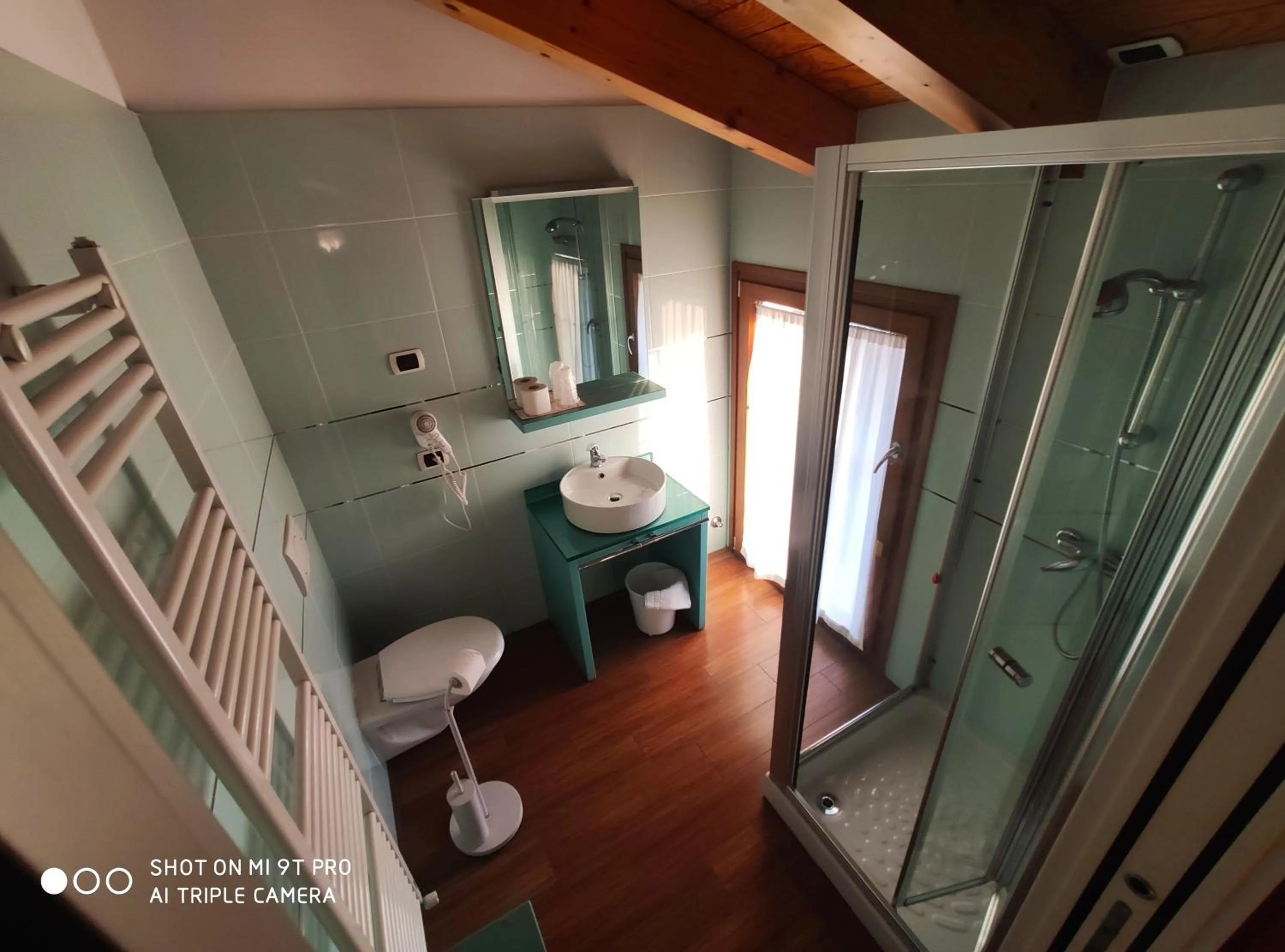 Azzano Holidays B&B
