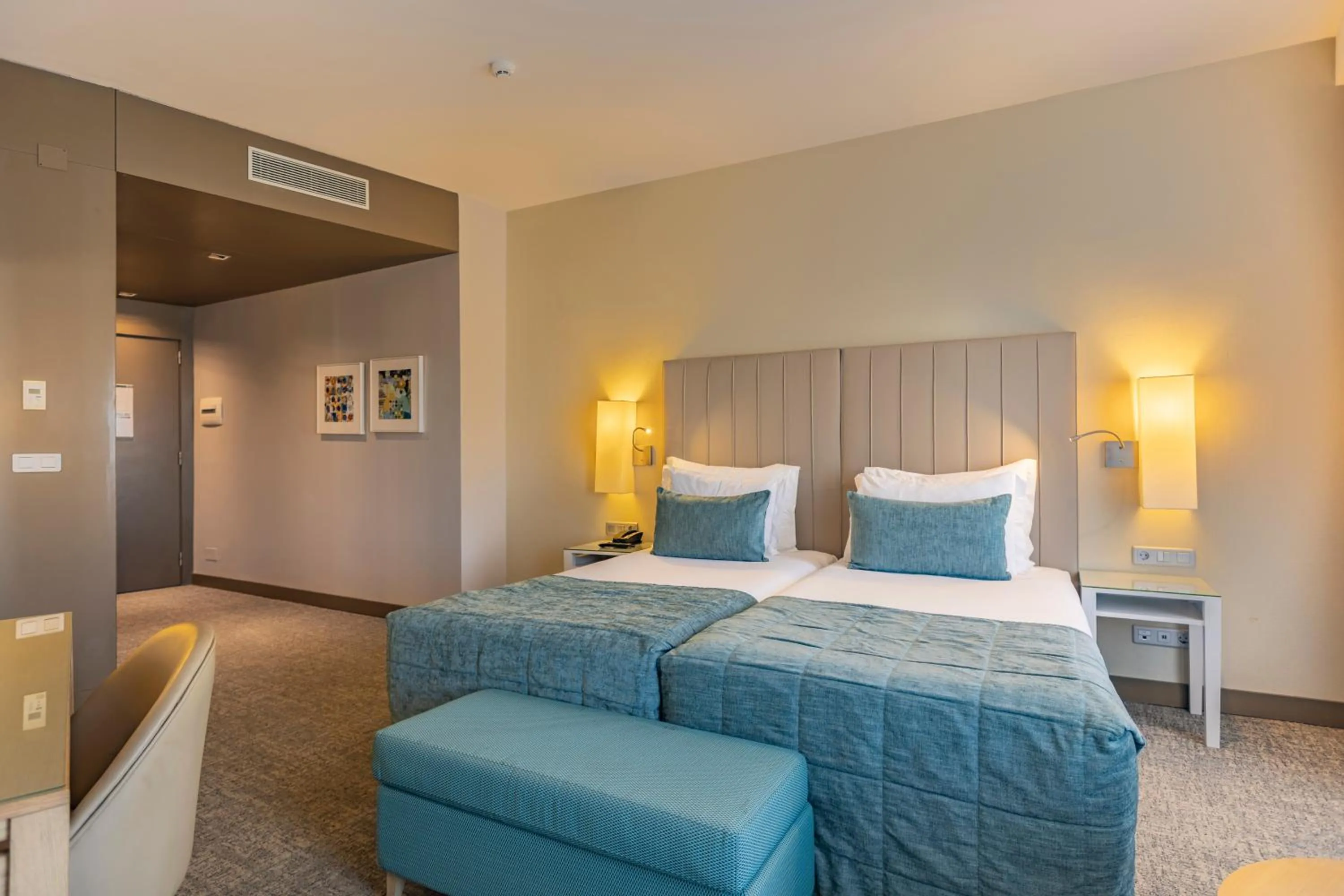 Bed in Montebelo Girassol Maputo Hotel