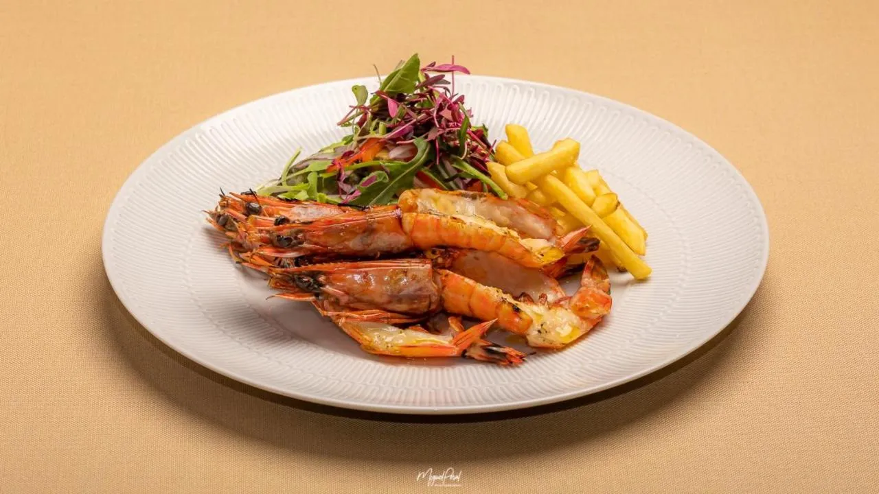 Restaurant/places to eat in Montebelo Girassol Maputo Hotel