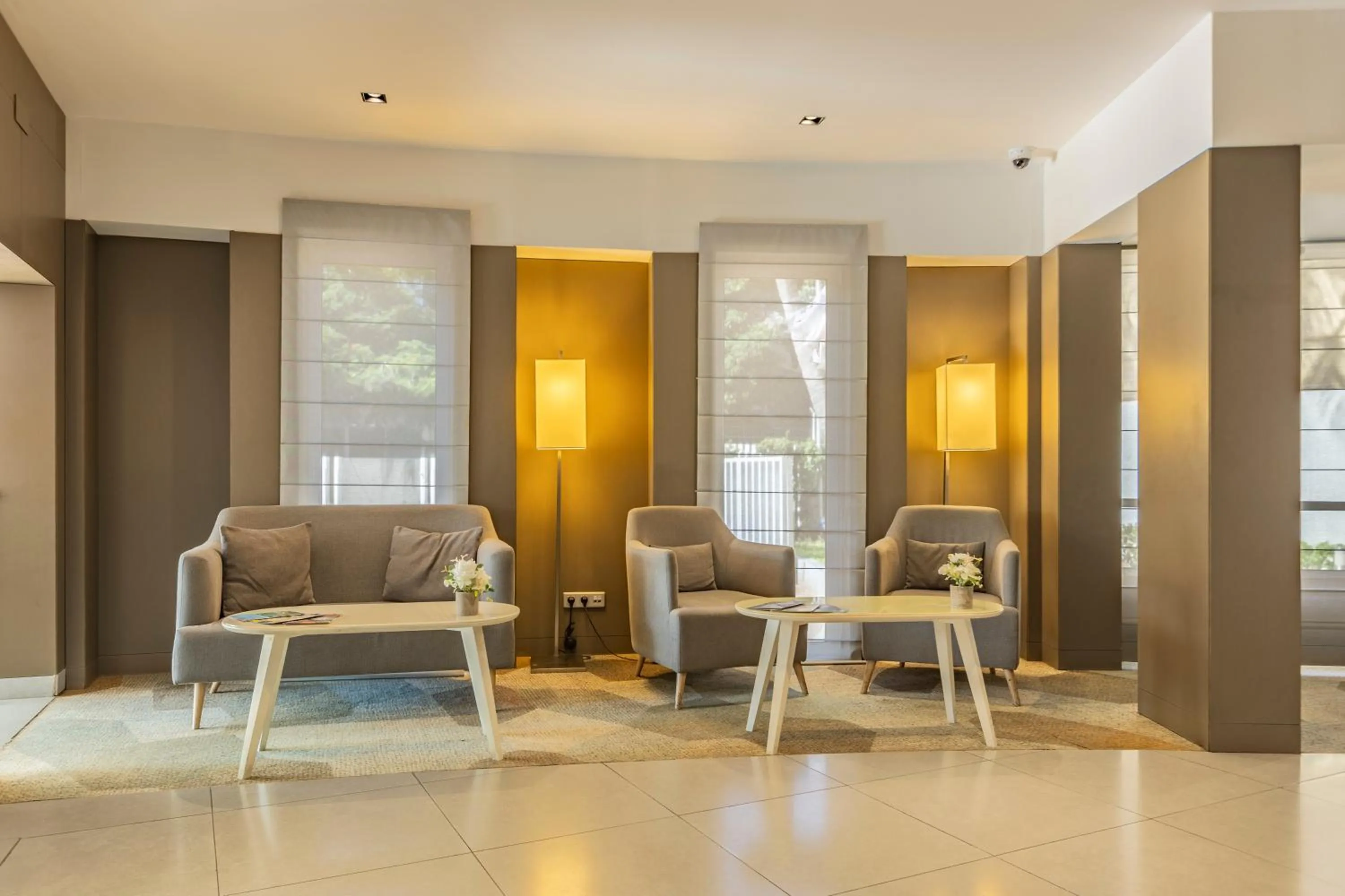 Lobby or reception in Montebelo Girassol Maputo Hotel