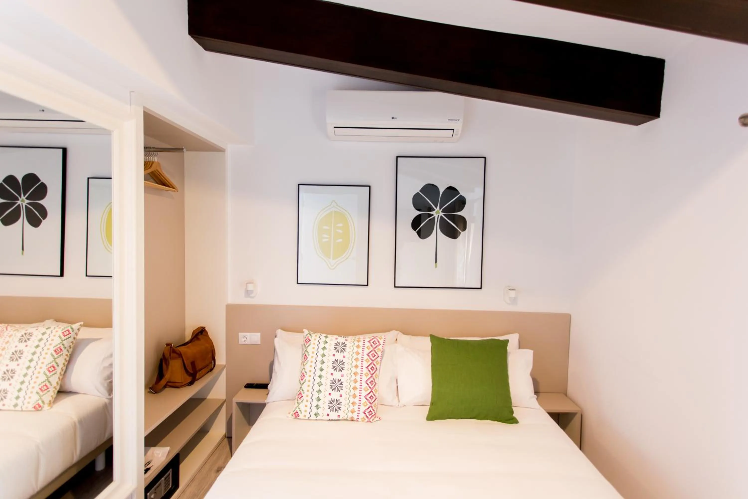 Other in Apartamentos Wallace