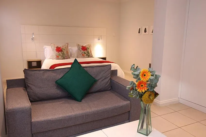 Coffee/tea facilities, Bed in The Paralian Exclusive Guest House