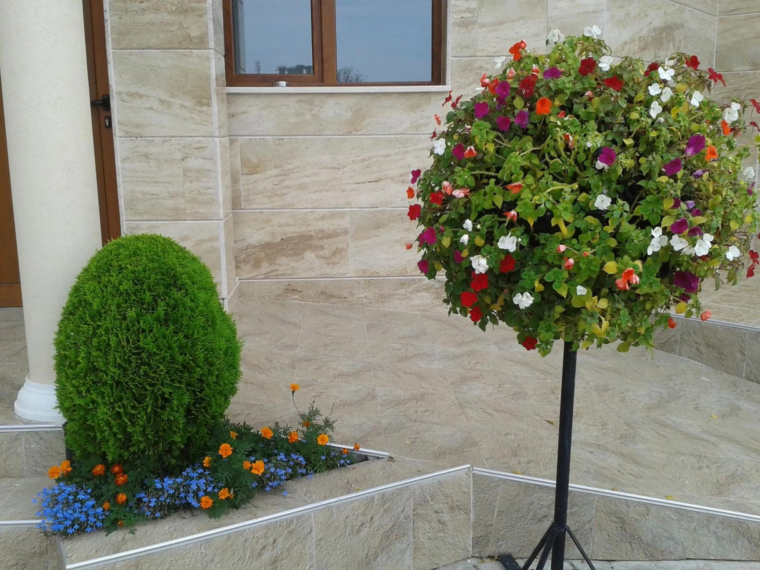 Decorative detail in Hotel Seasons 3