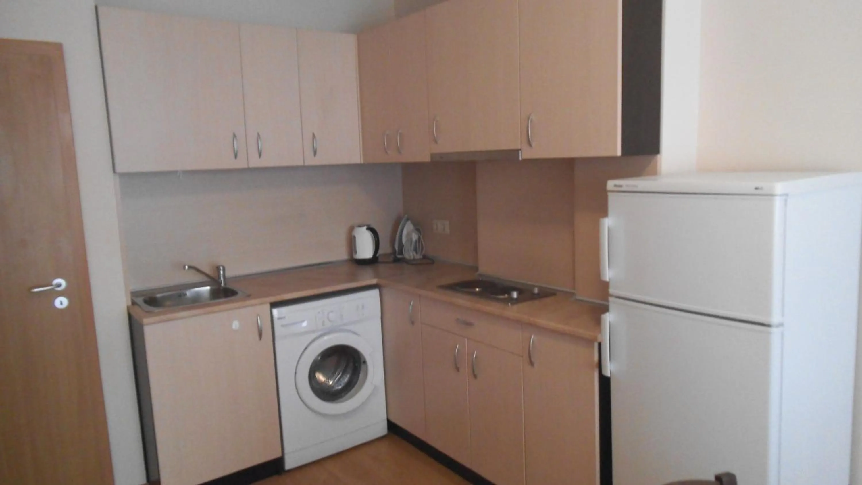 Kitchen or kitchenette in Hotel Seasons 3