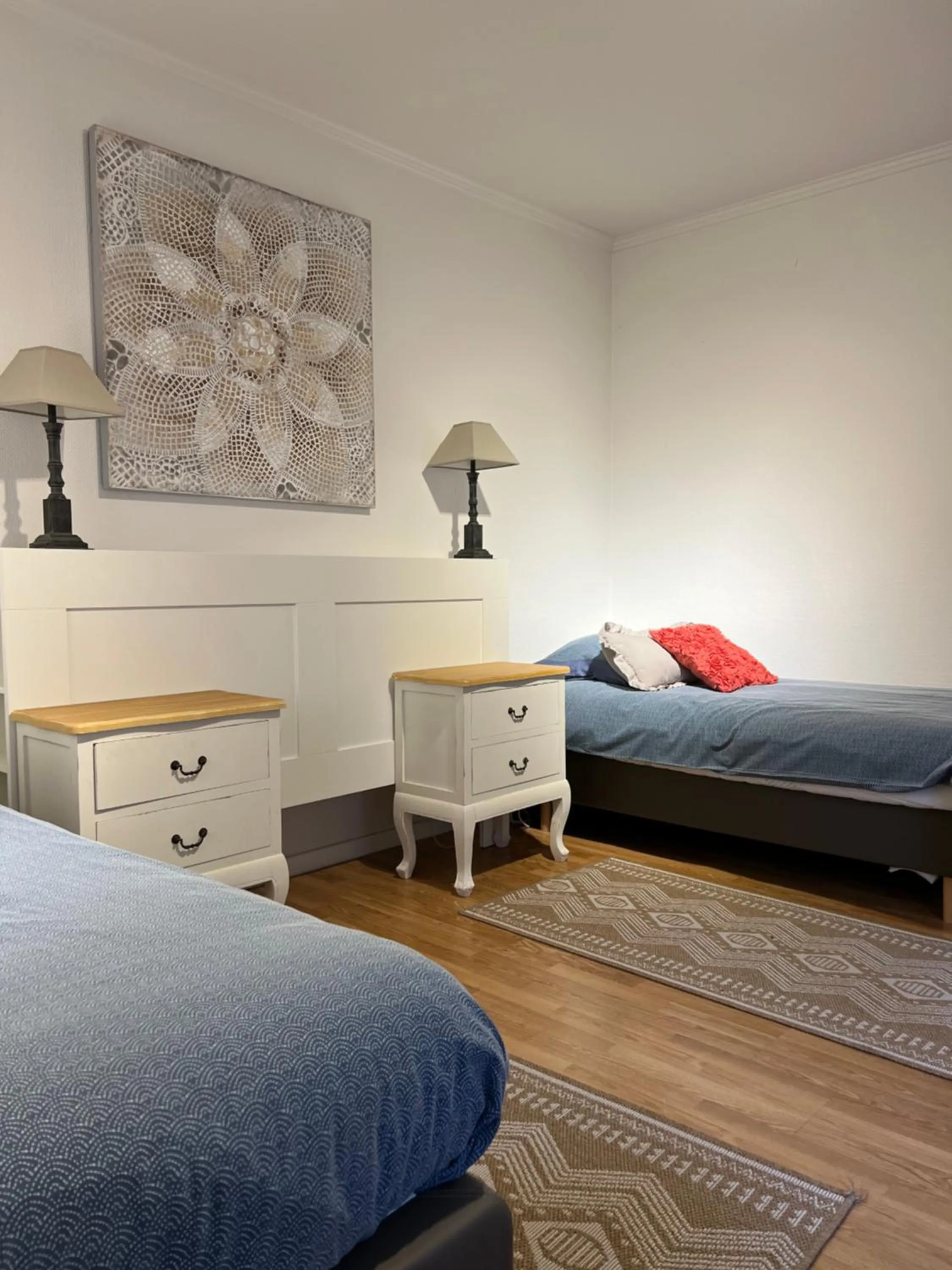 Bed in Skindles Guesthouse