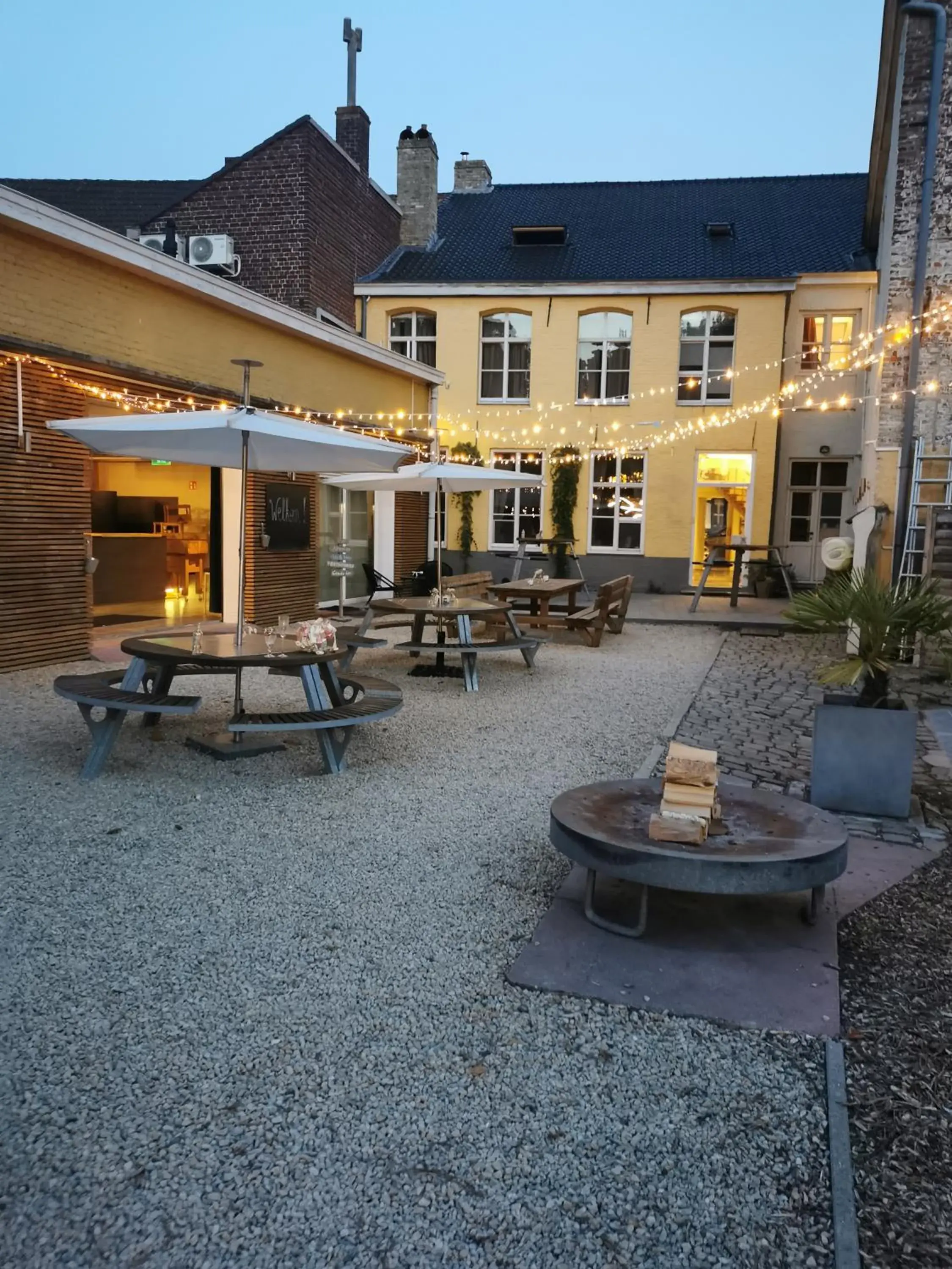 Skindles Guesthouse Skindles Guesthouse