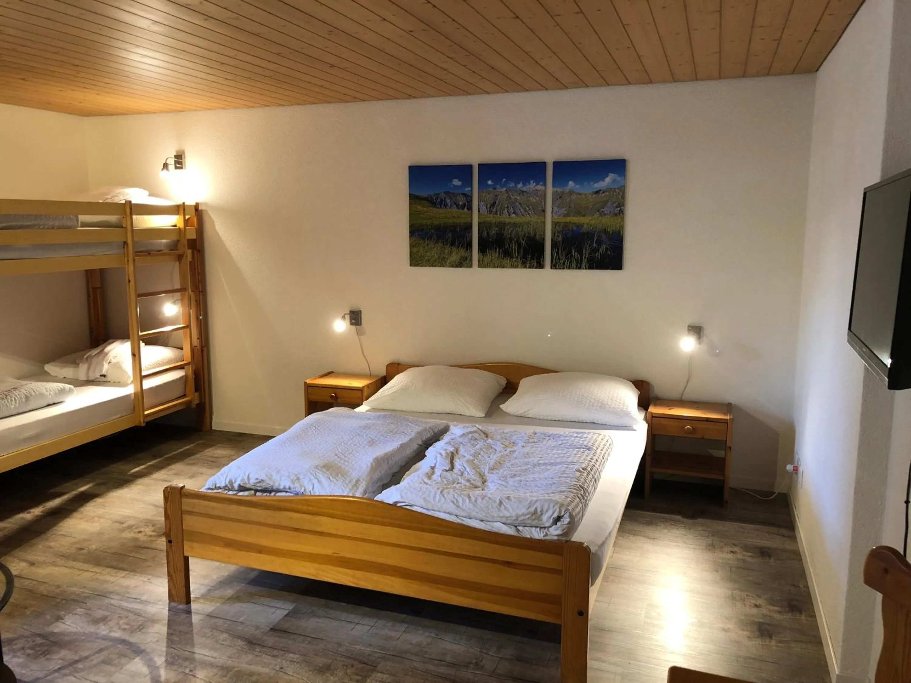 Bed in Hotel Restaurant Simplon