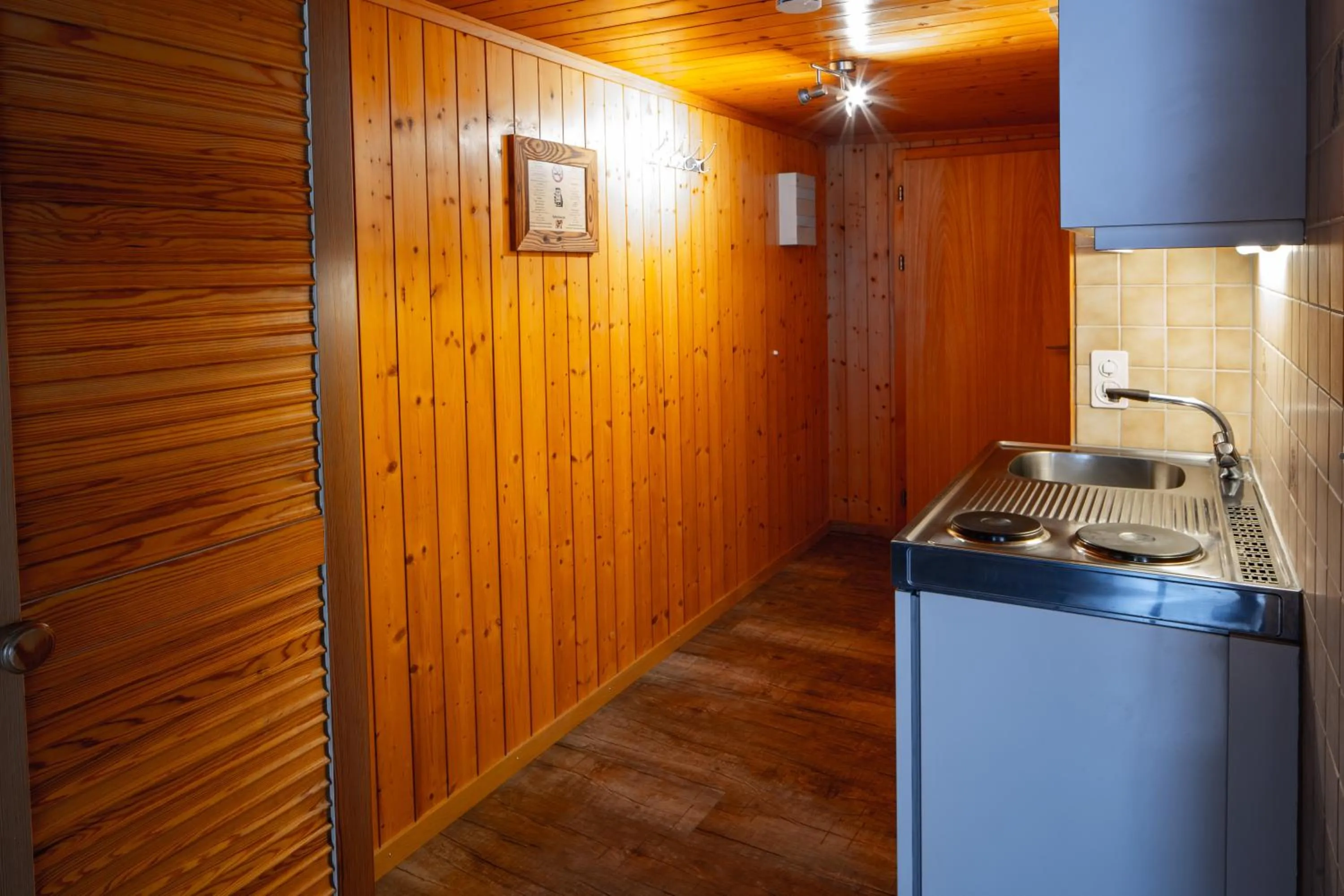 Kitchen or kitchenette in Hotel Restaurant Simplon