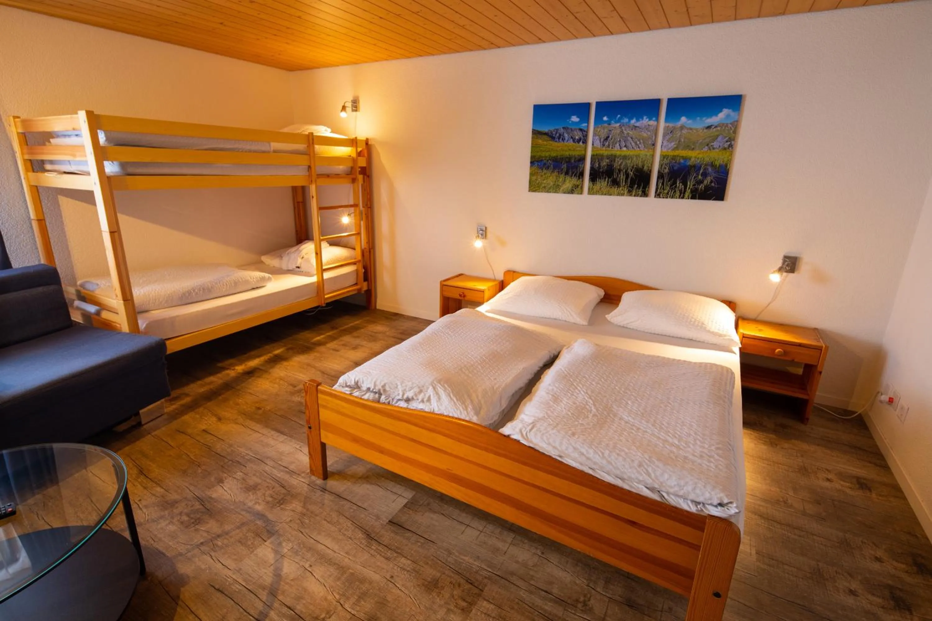 Photo of the whole room, Bed in Hotel Restaurant Simplon