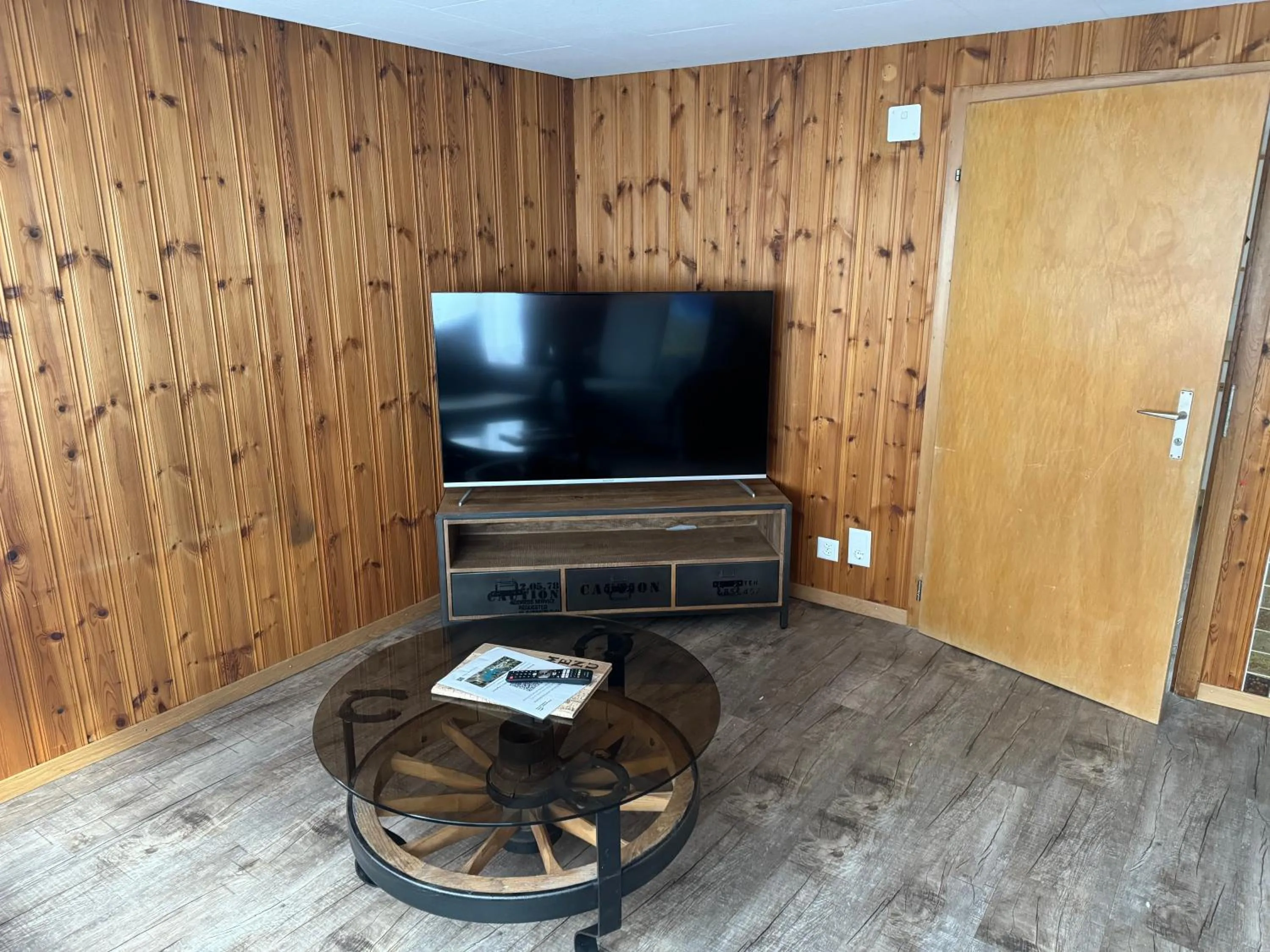 TV and multimedia in Hotel Restaurant Simplon