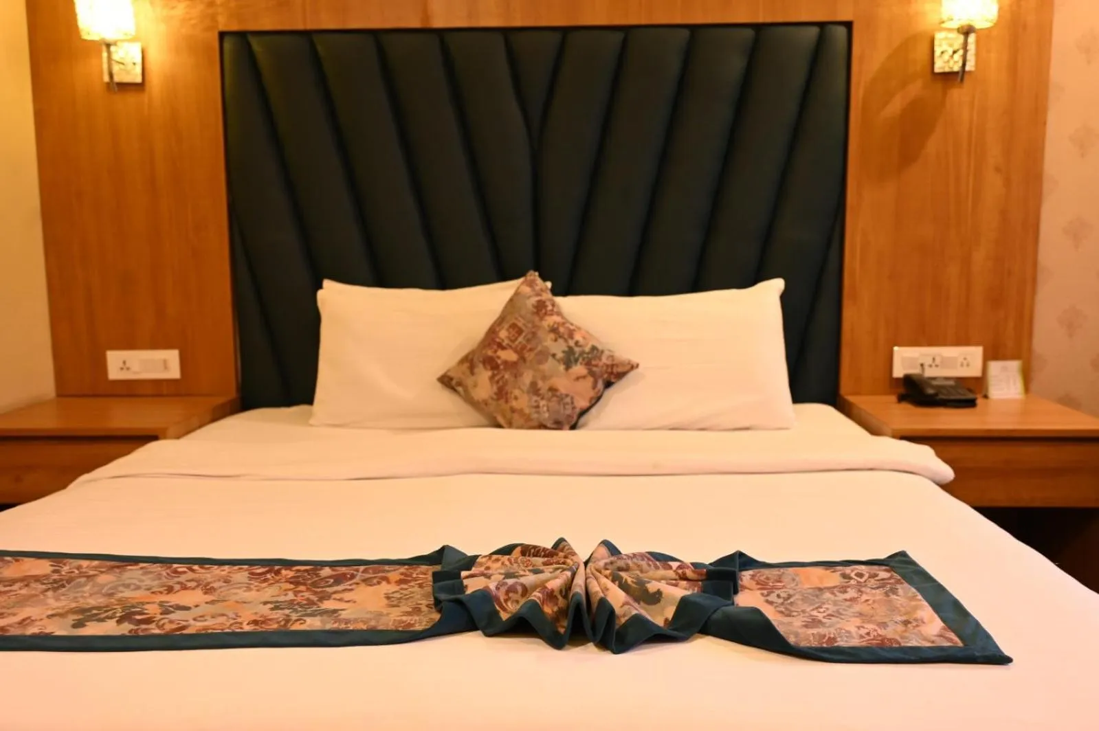 Bedroom, Bed in The Fern Residency Kolkata