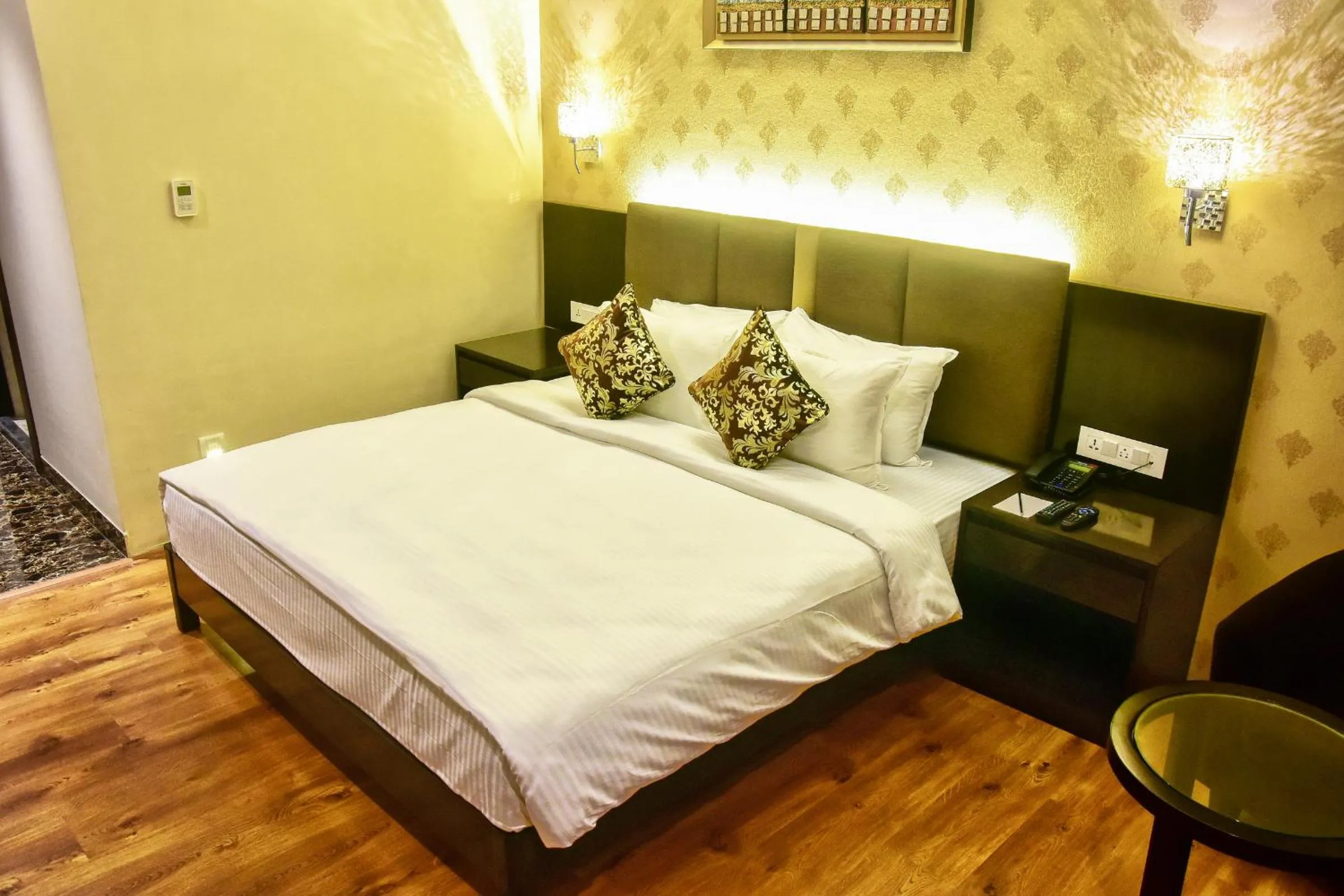 Bedroom, Bed in The Fern Residency Kolkata