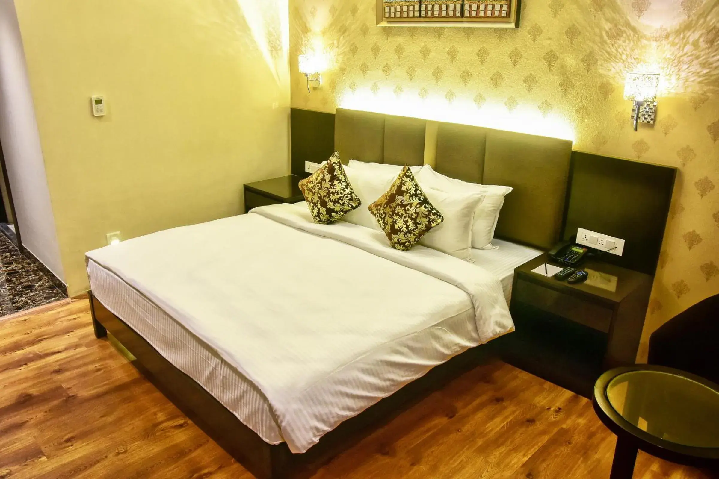 Bedroom, Bed in The Fern Residency Kolkata Bedroom, Bed in The Fern Residency Kolkata