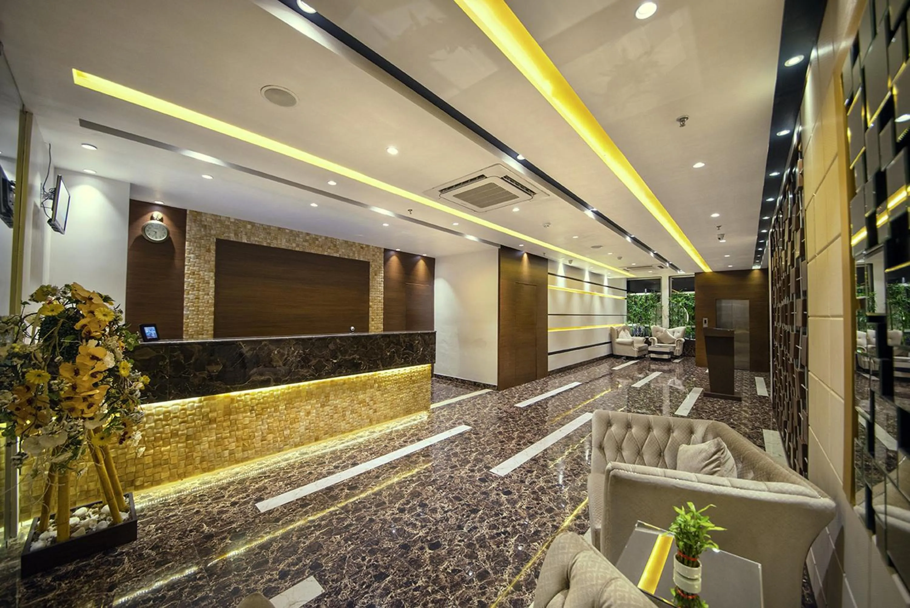 Lobby or reception in The Fern Residency Kolkata