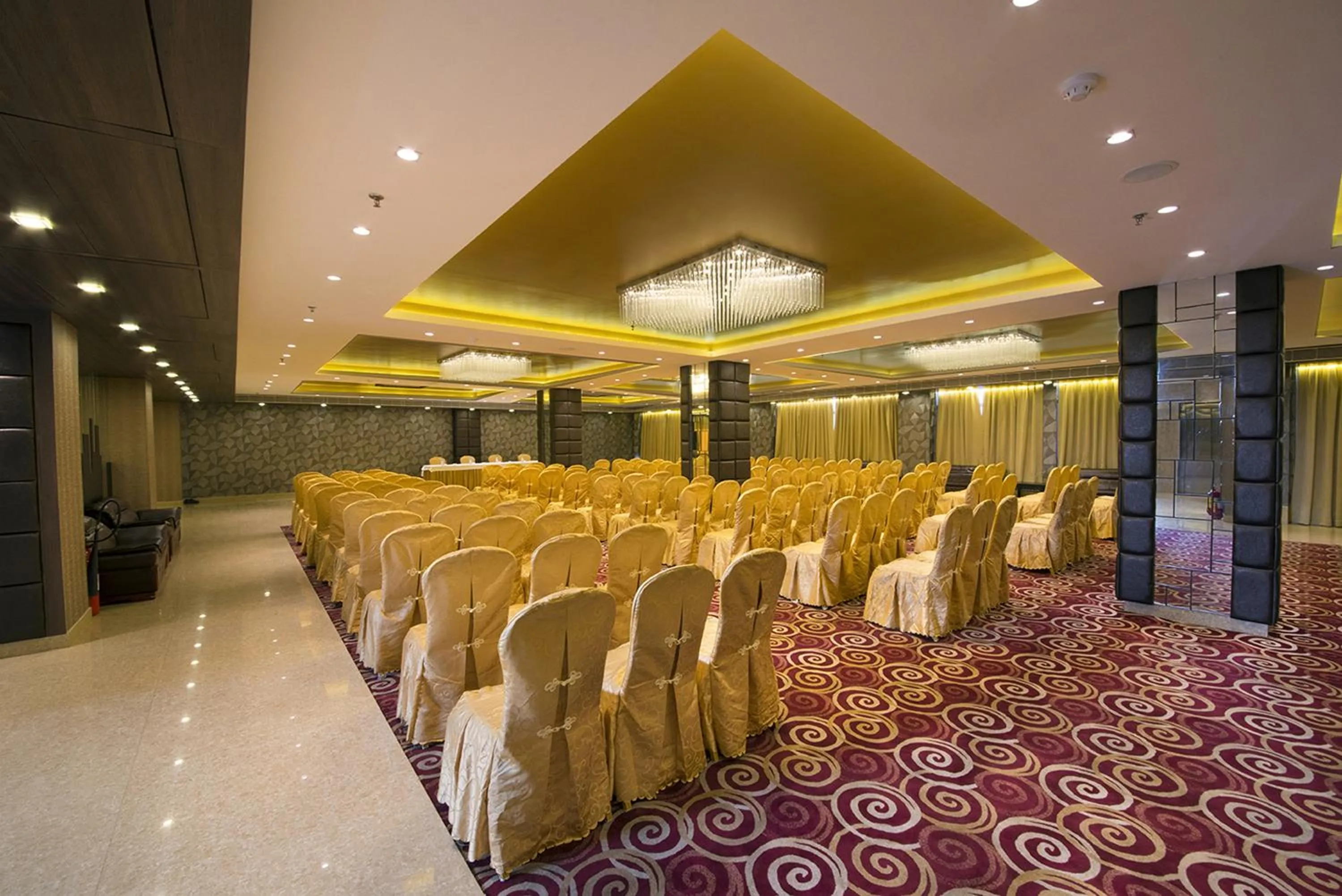 Banquet/Function facilities in The Fern Residency Kolkata
