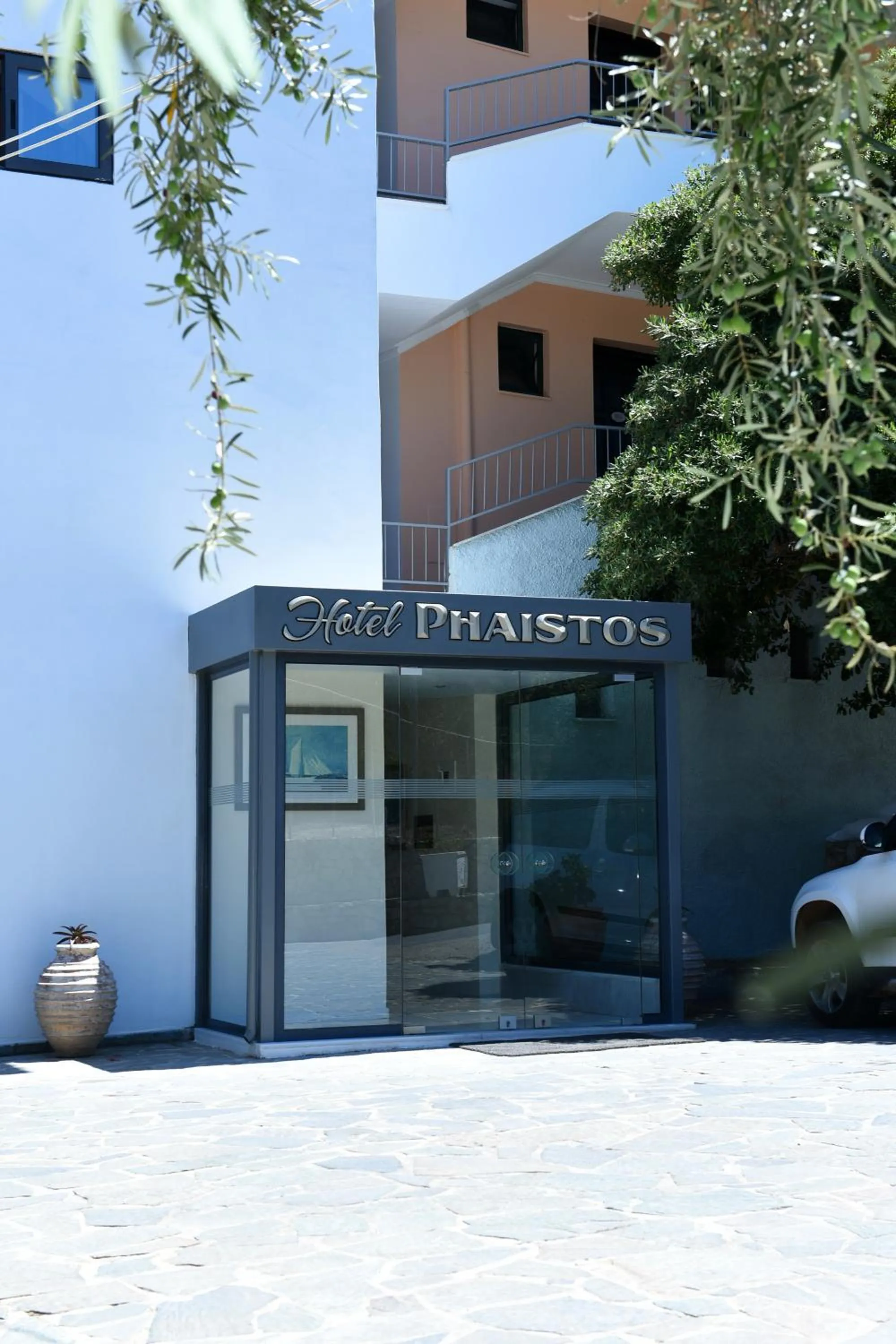 Phaistos Hotel