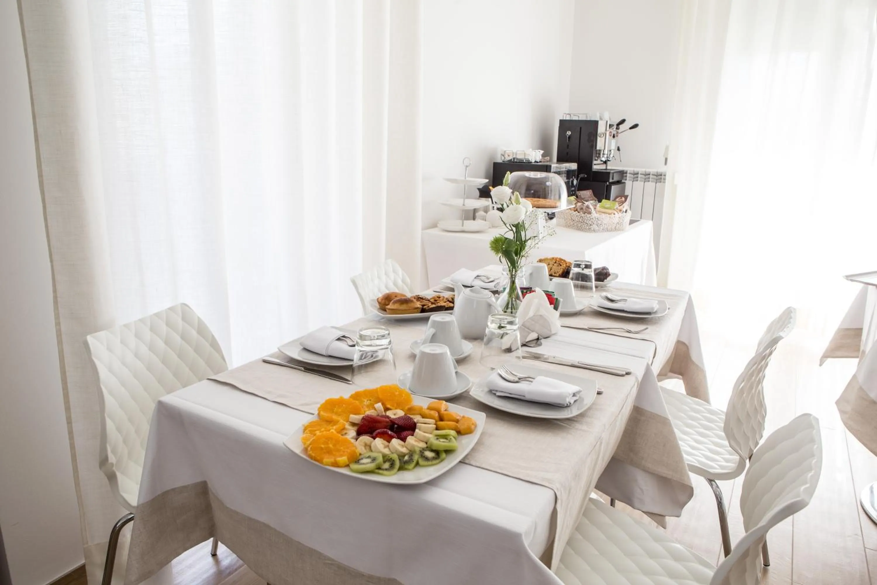 Communal lounge/ TV room in B&B Aries