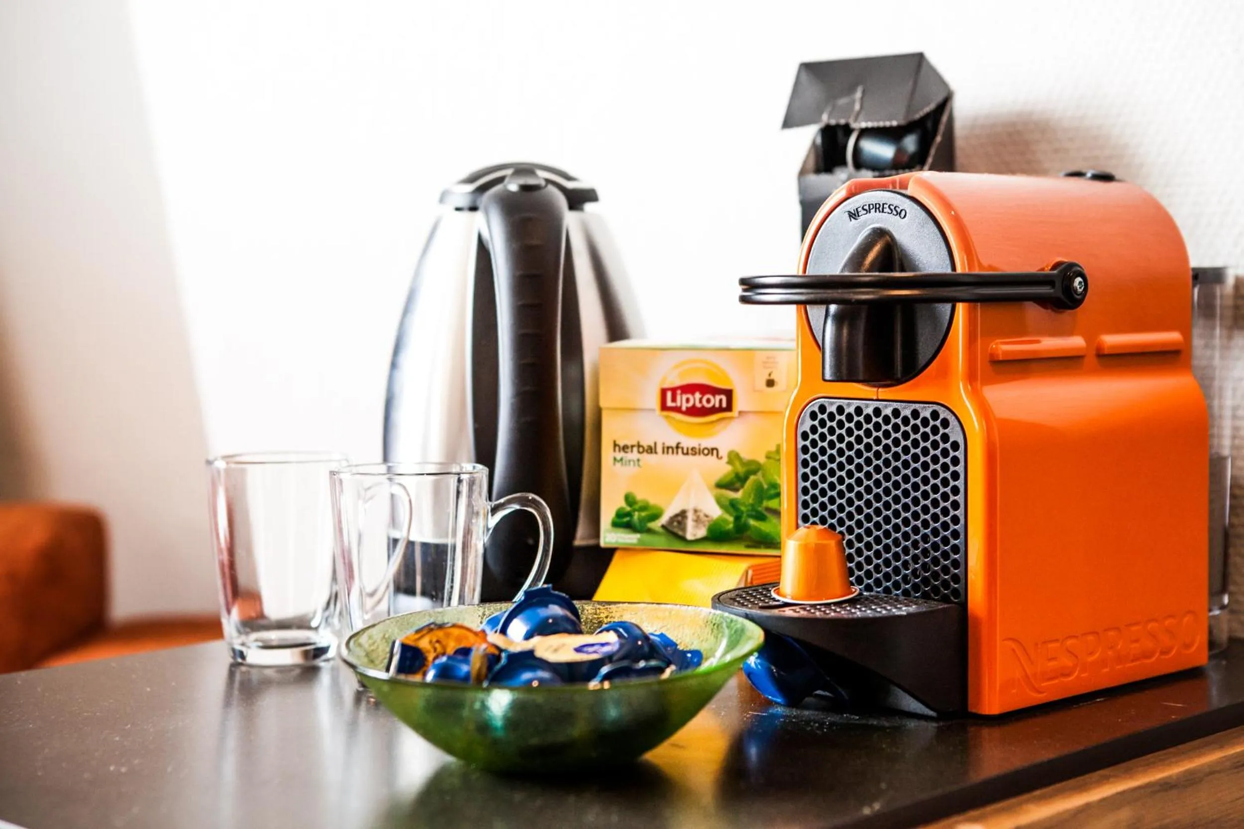 Coffee/tea facilities in Zwanestein Canal House