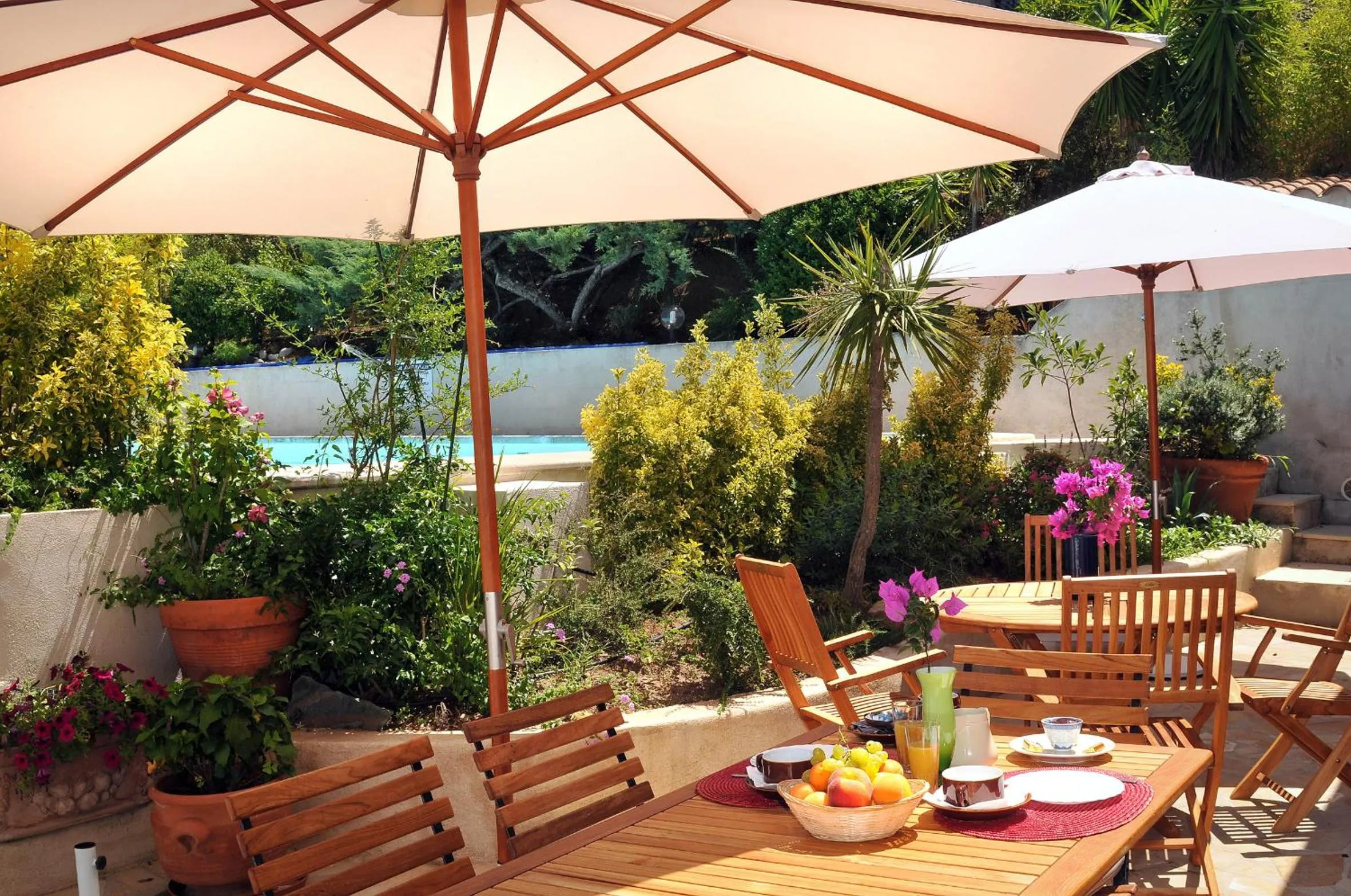 Pool view in Domaine de Saint Pierre