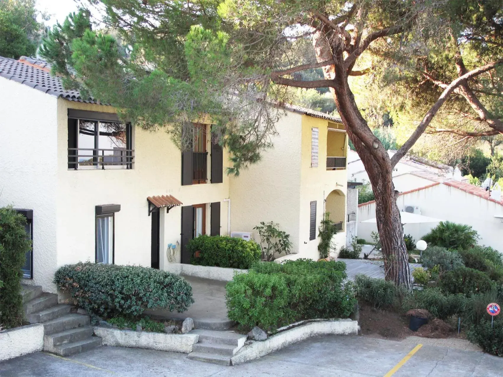 Apartment with Balcony in Domaine de Saint Pierre Apartment with Balcony in Domaine de Saint Pierre