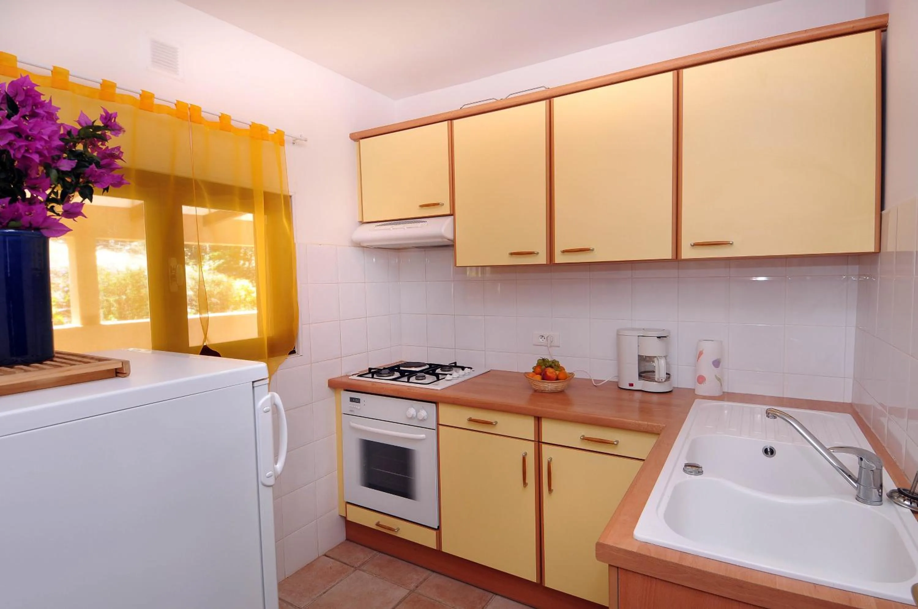 Kitchen or kitchenette in Domaine de Saint Pierre