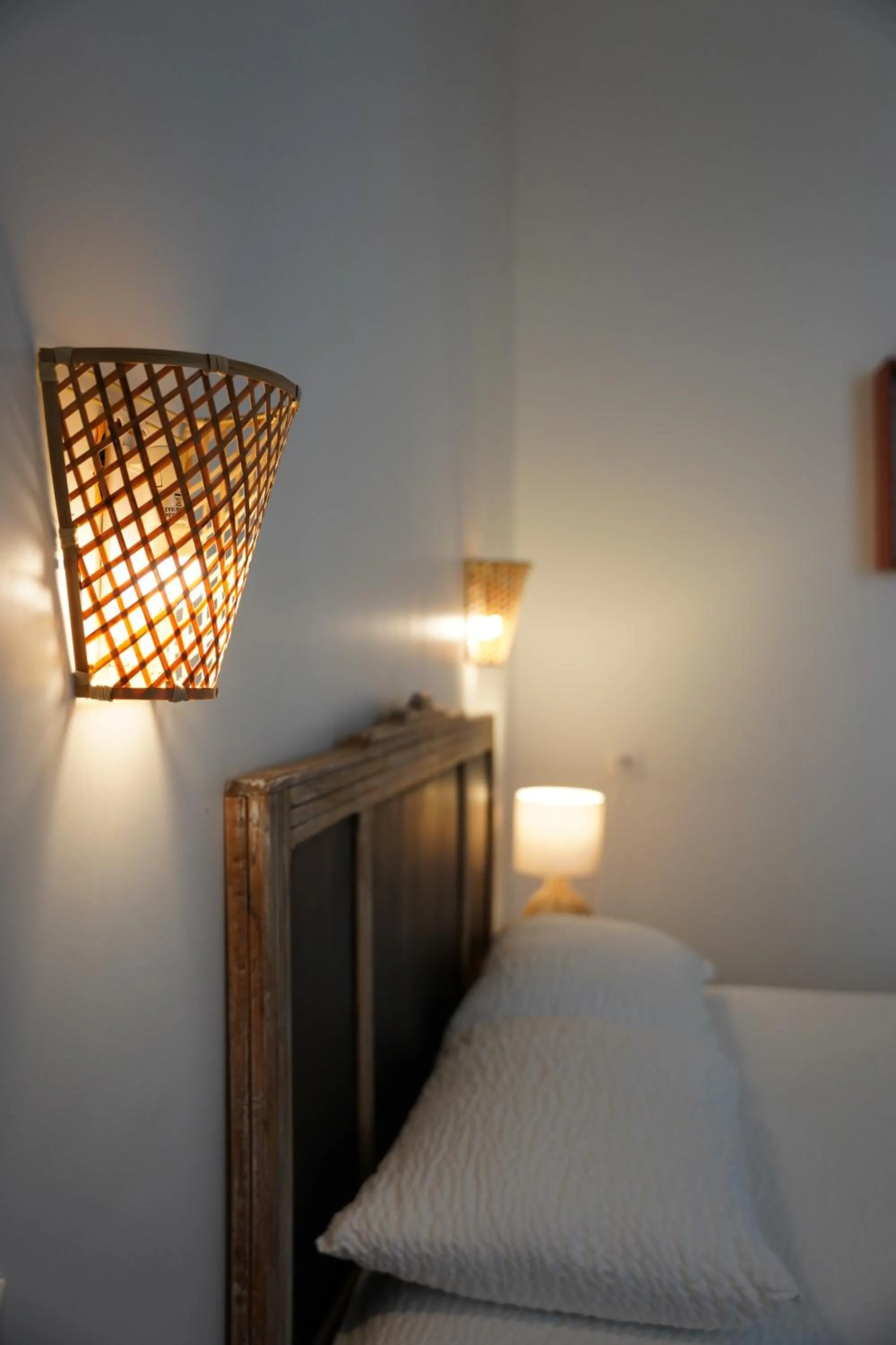 Bedroom, Bed in Hotel de France