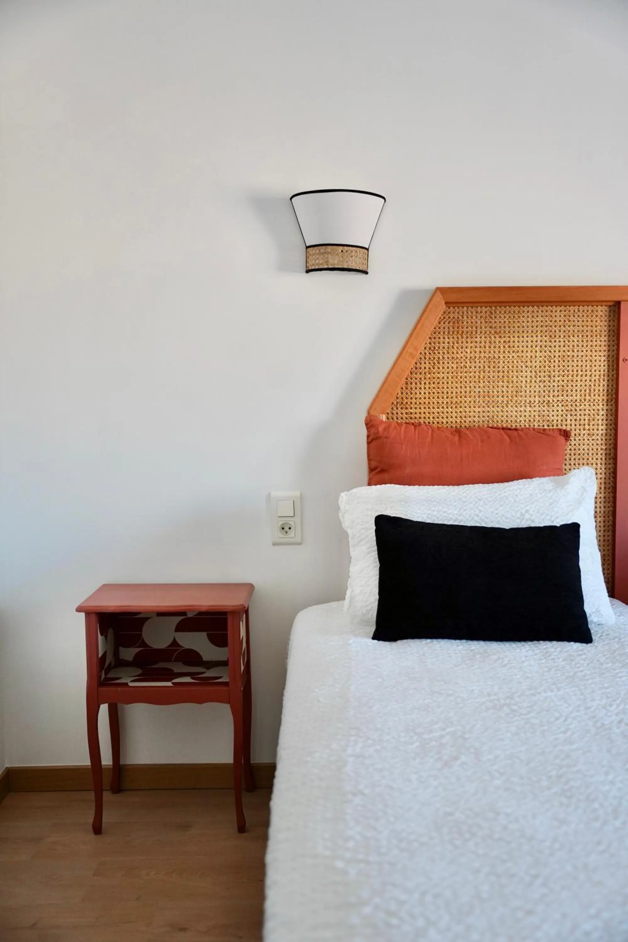 Bedroom, Bed in Hotel de France