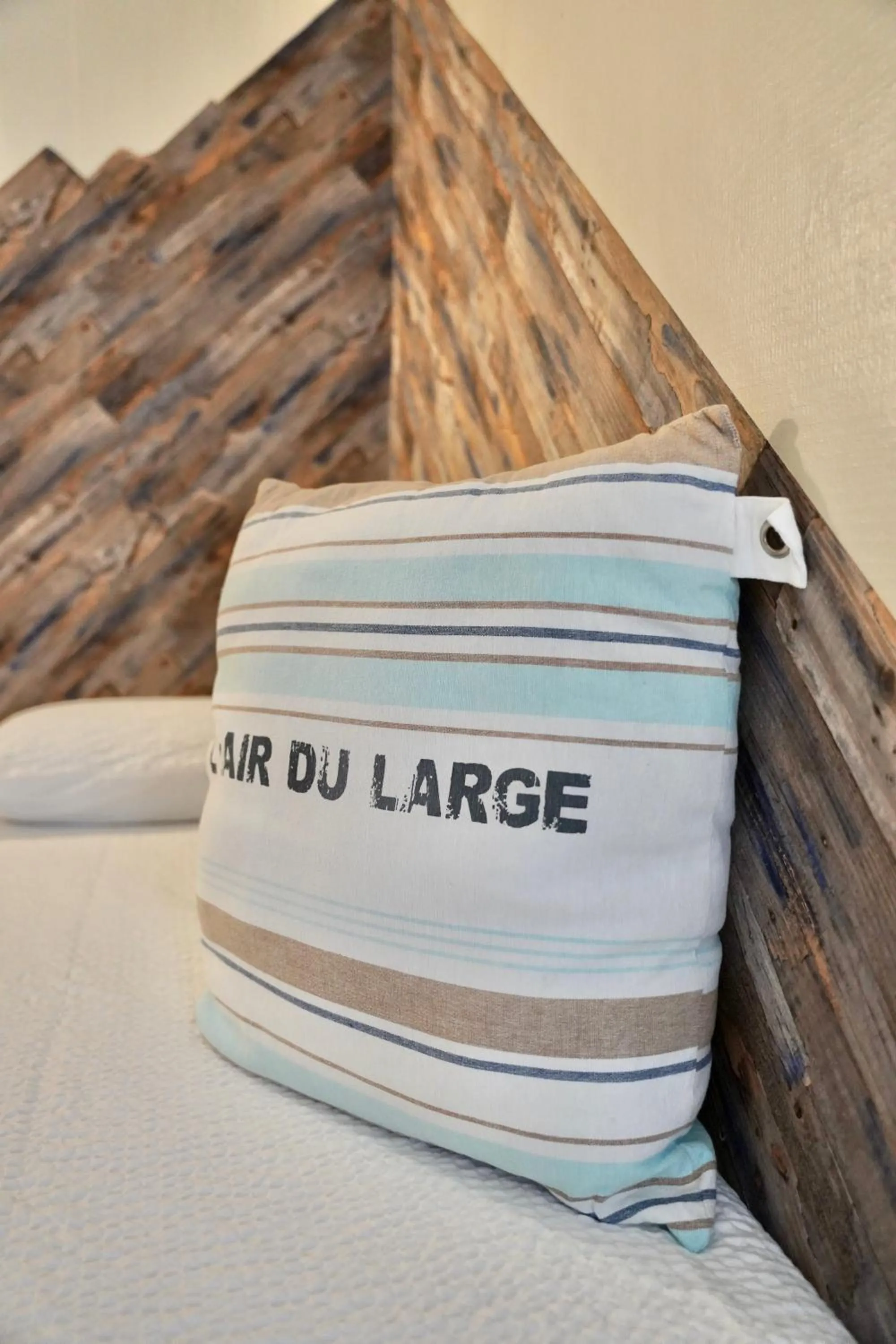 Bedroom, Bed in Hotel de France