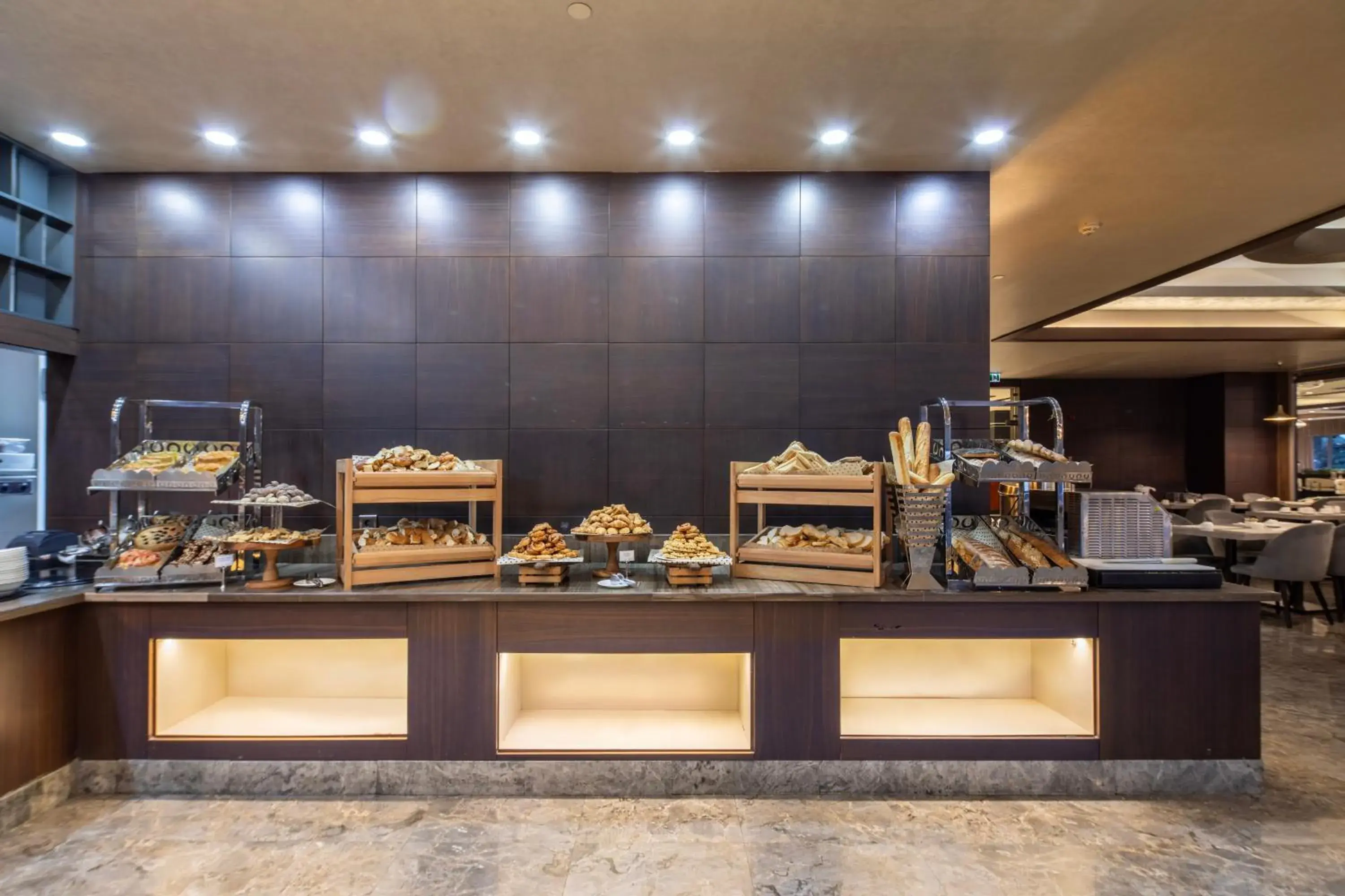 Restaurant/places to eat in Grand Harilton Otel Restaurant/places to eat in Grand Harilton Otel