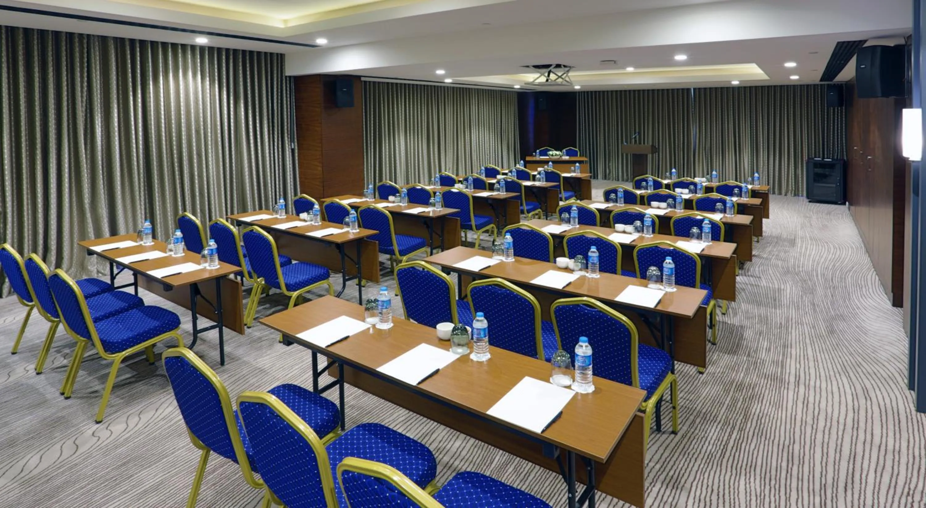 Meeting/conference room in Grand Harilton Otel