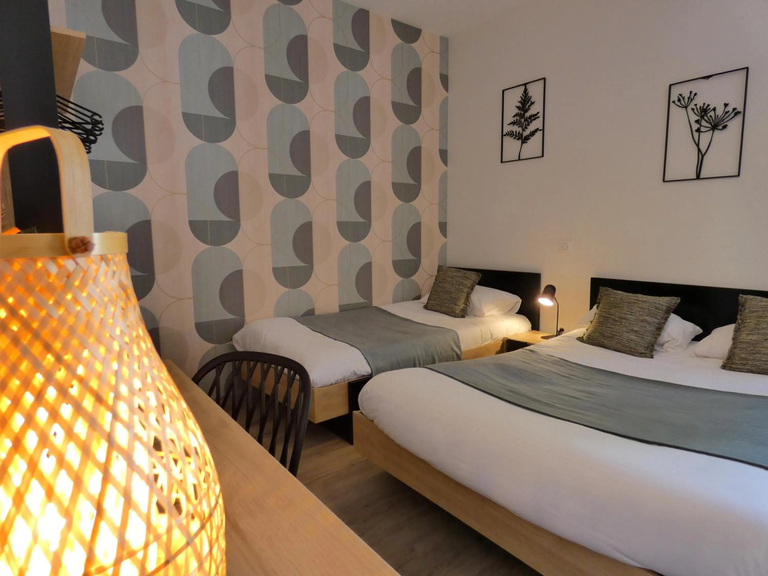 Bedroom, Bed in Logis Hôtel Emeraude