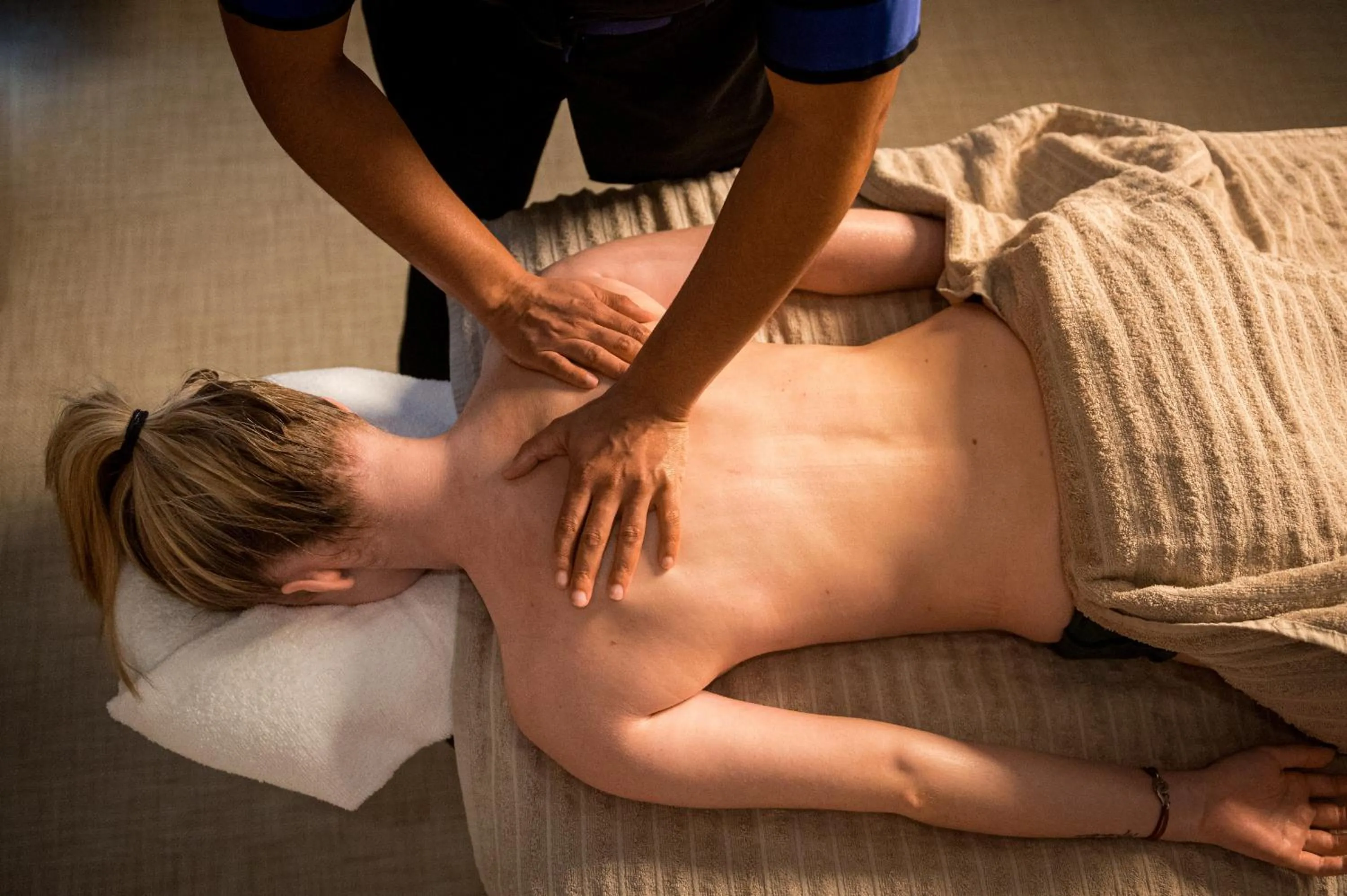 Massage in Kyriad Prestige Residence & Spa Cabourg-Dives-sur-Mer
