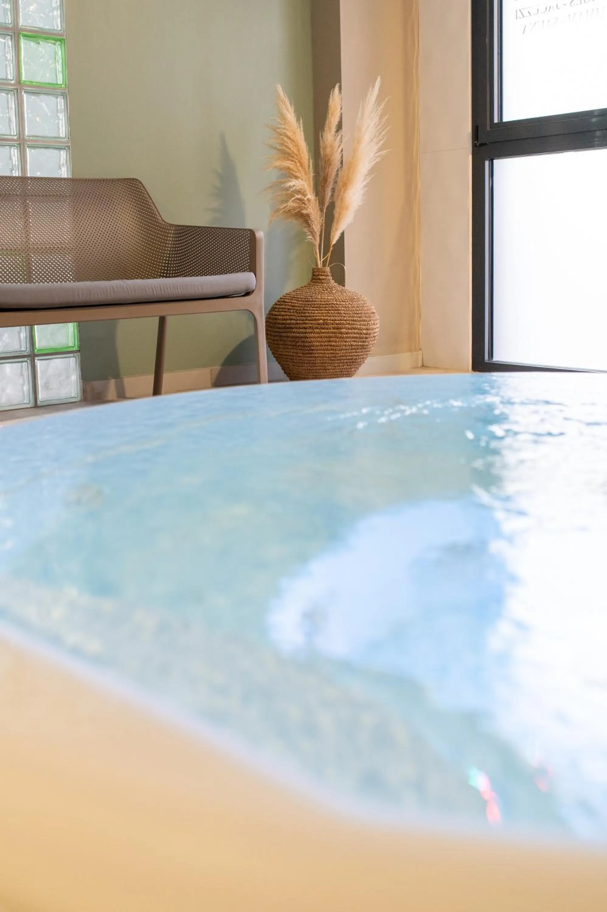 Hot Tub in Kyriad Prestige Residence & Spa Cabourg-Dives-sur-Mer