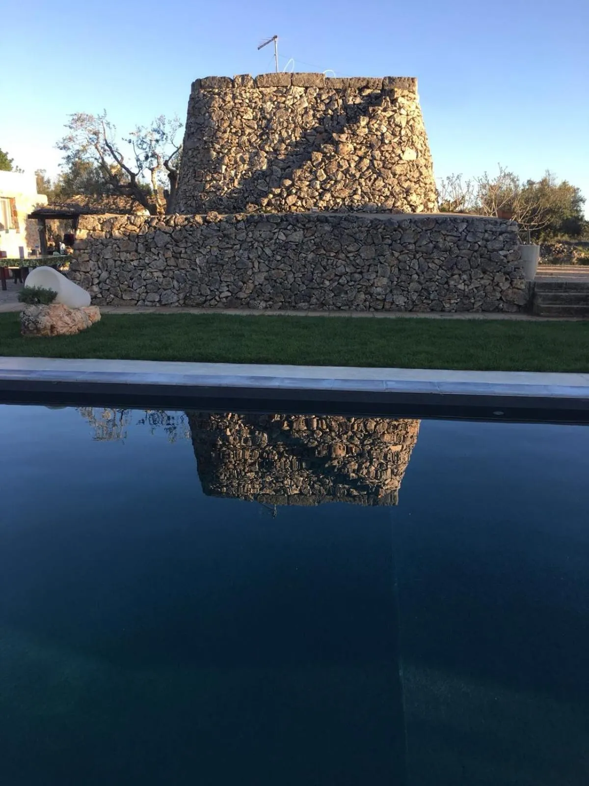 Swimming pool in B&B Tatanga Mani