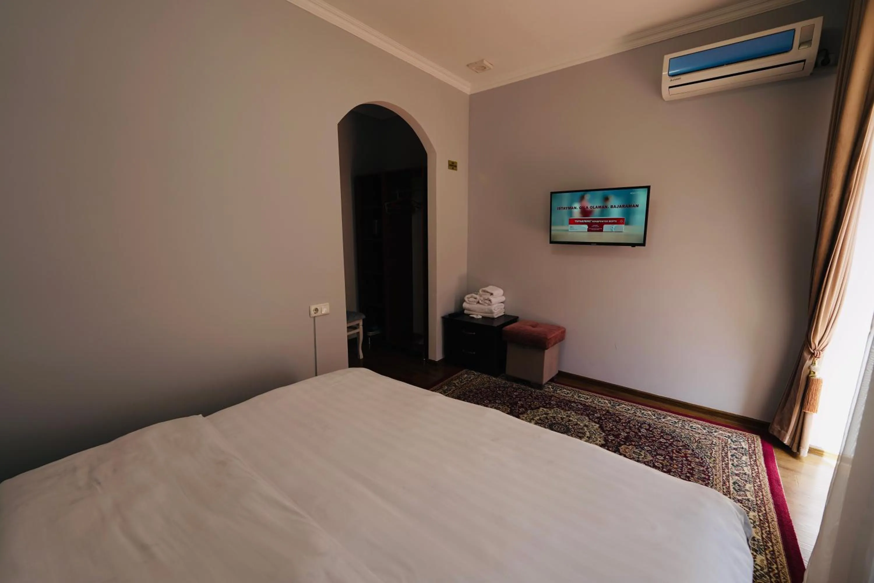 Bed in Samarkand Travel