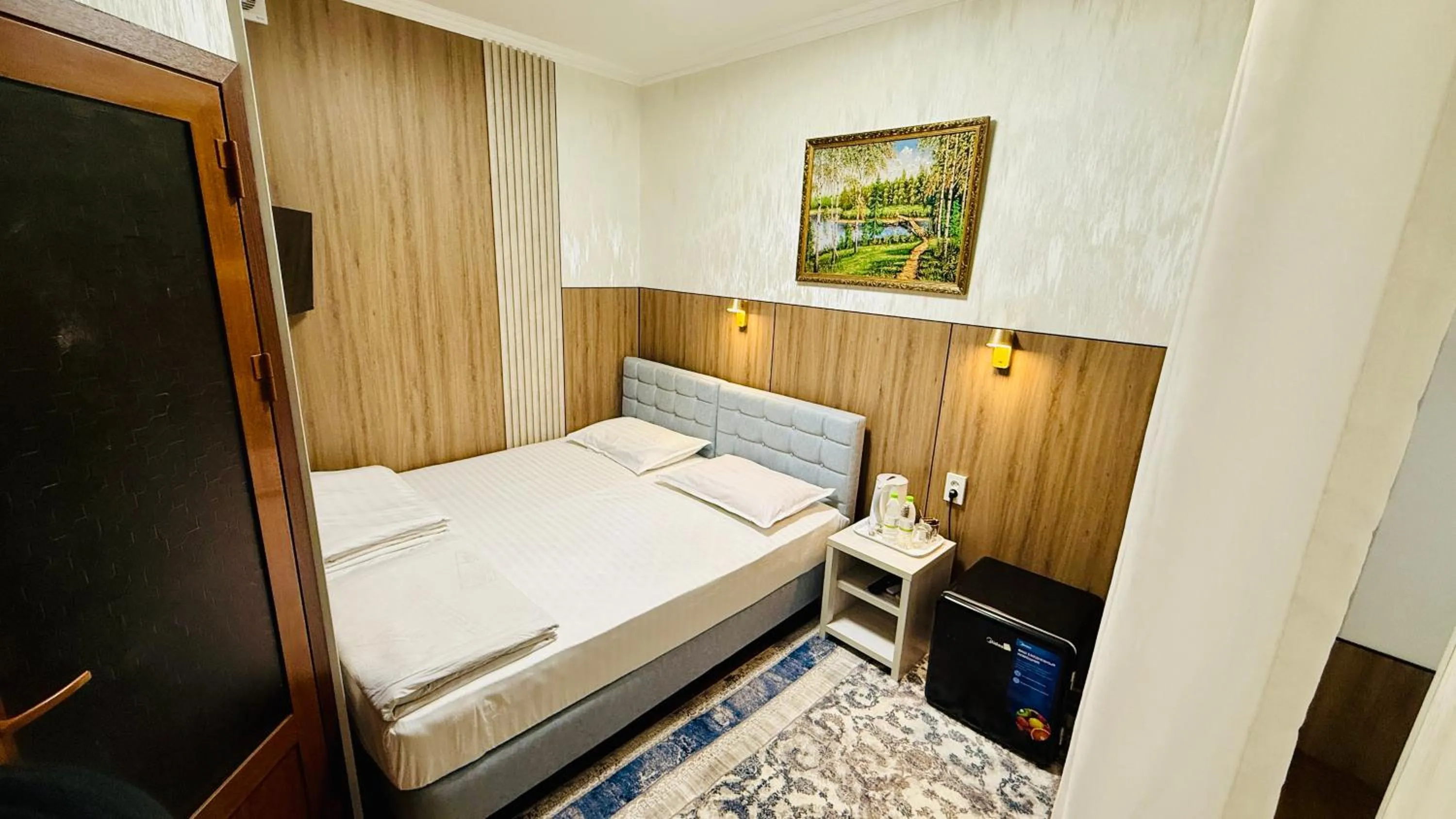 Bed in Samarkand Travel