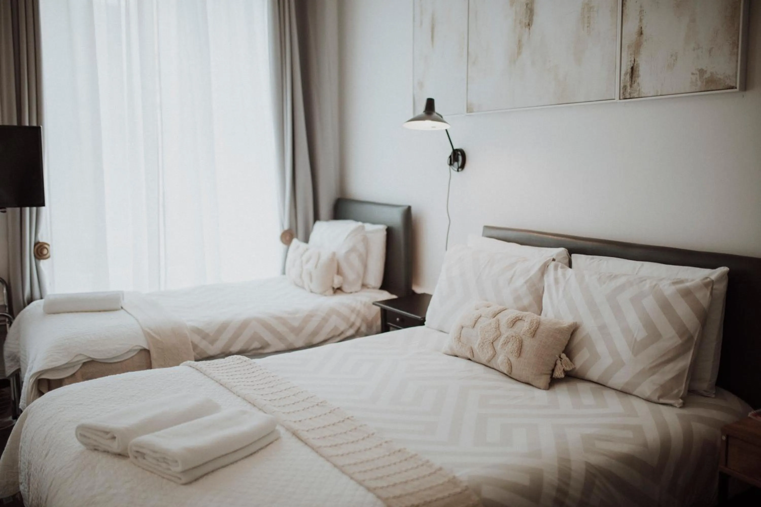 Photo of the whole room, Bed in 16 Pilrig Guest House