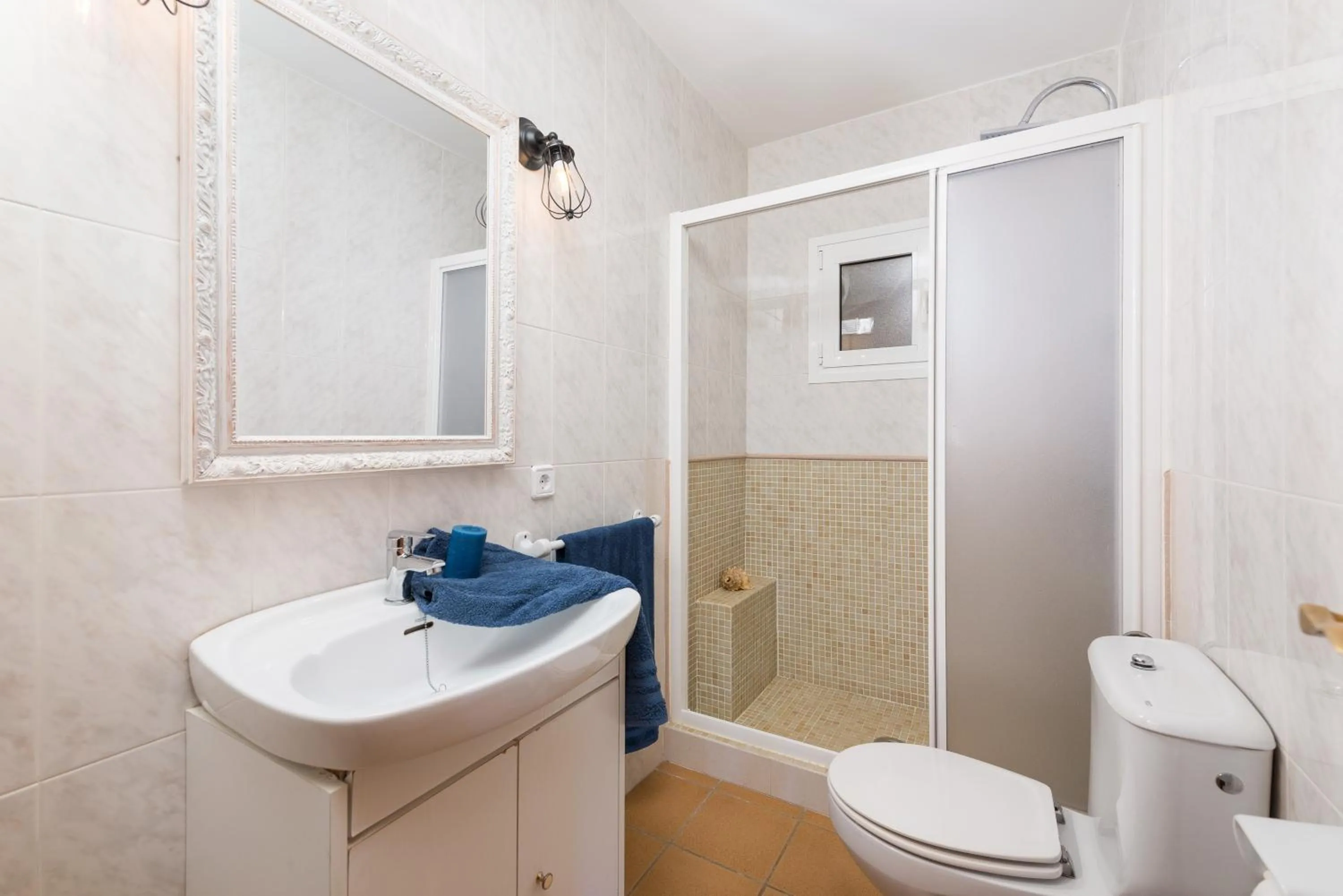 Bathroom in Can Gallu - Adults Only.