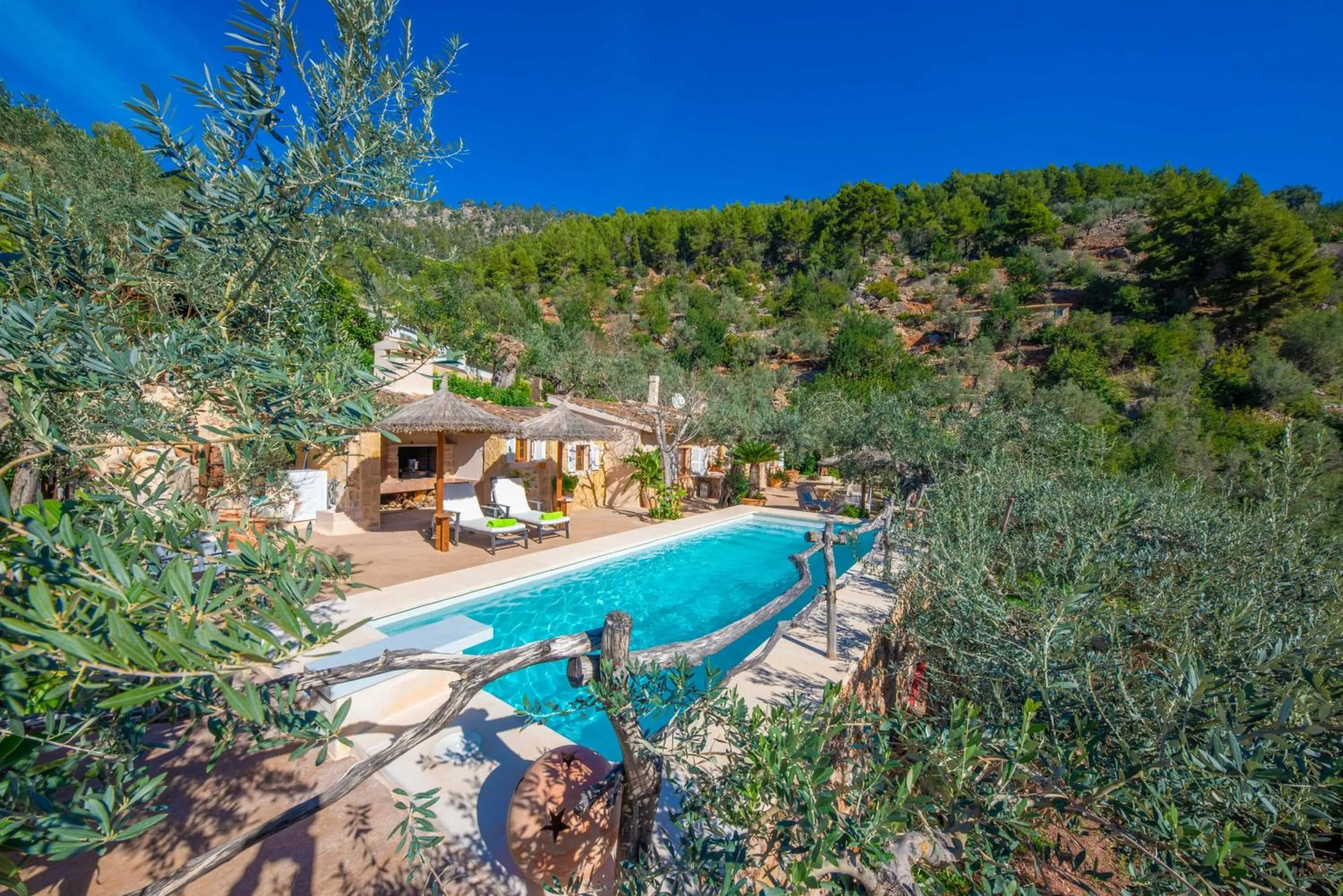 Swimming pool in Ses Begudes