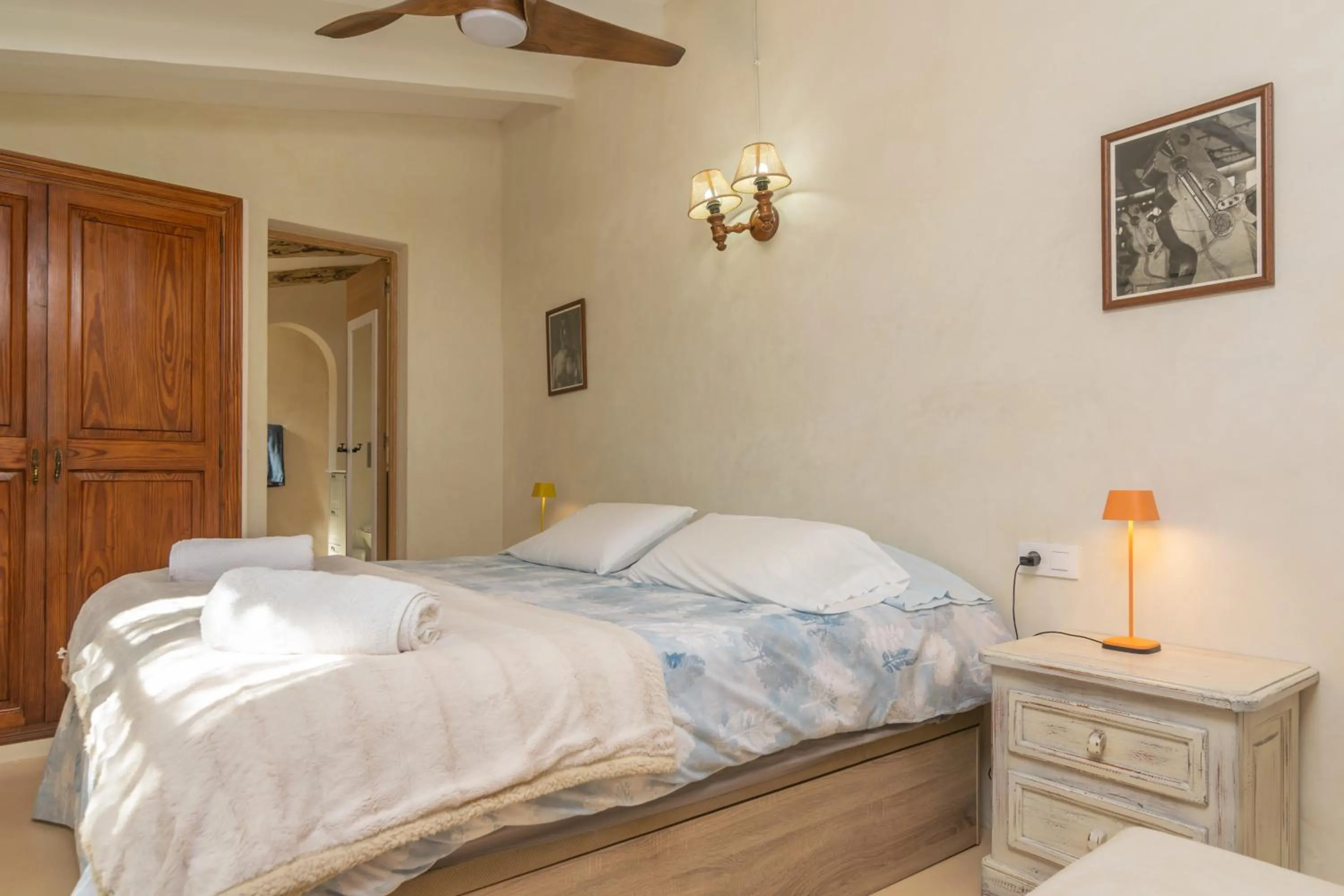 Bedroom, Bed in Ses Begudes