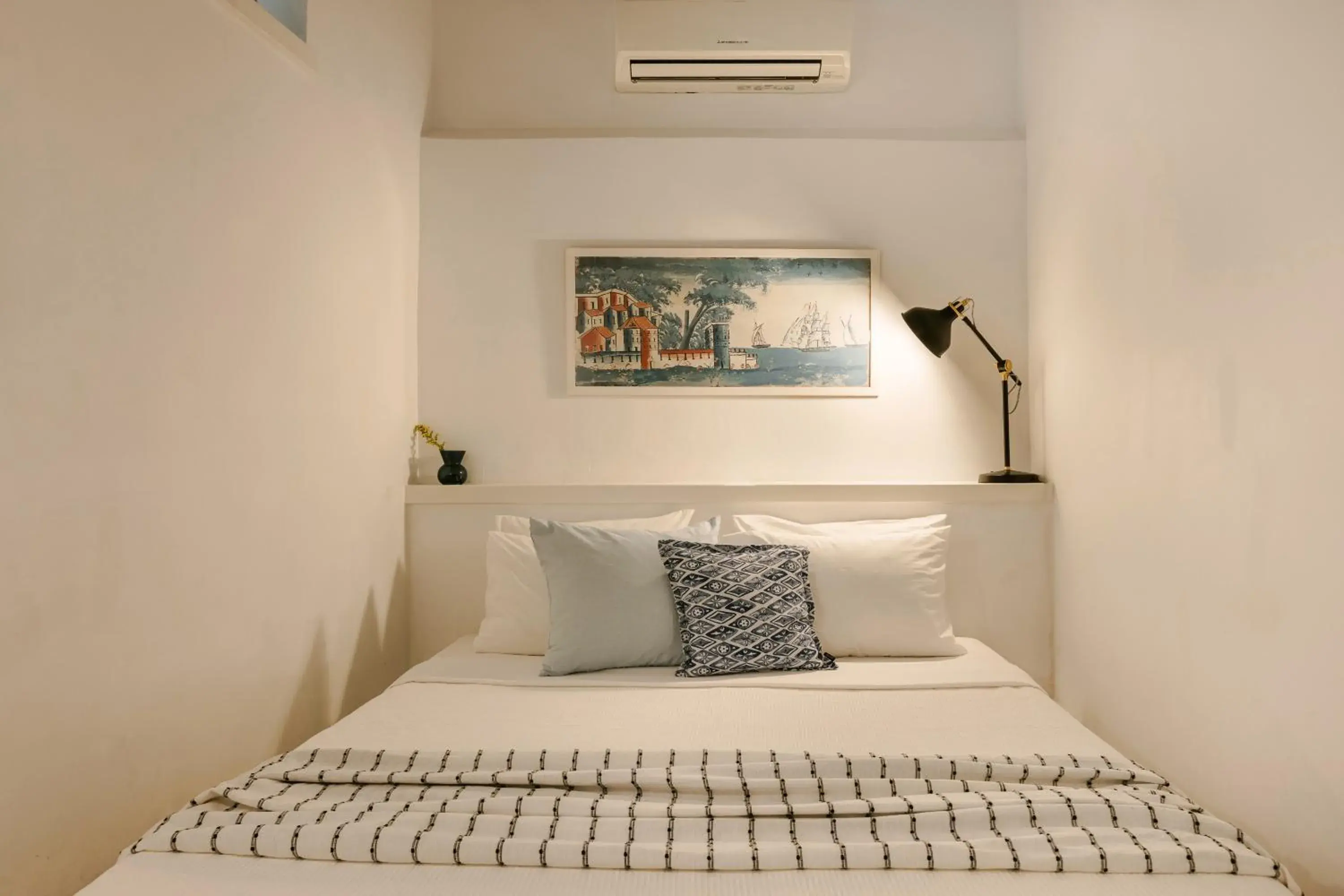 Bedroom, Bed in Hydra Hotel Bedroom, Bed in Hydra Hotel