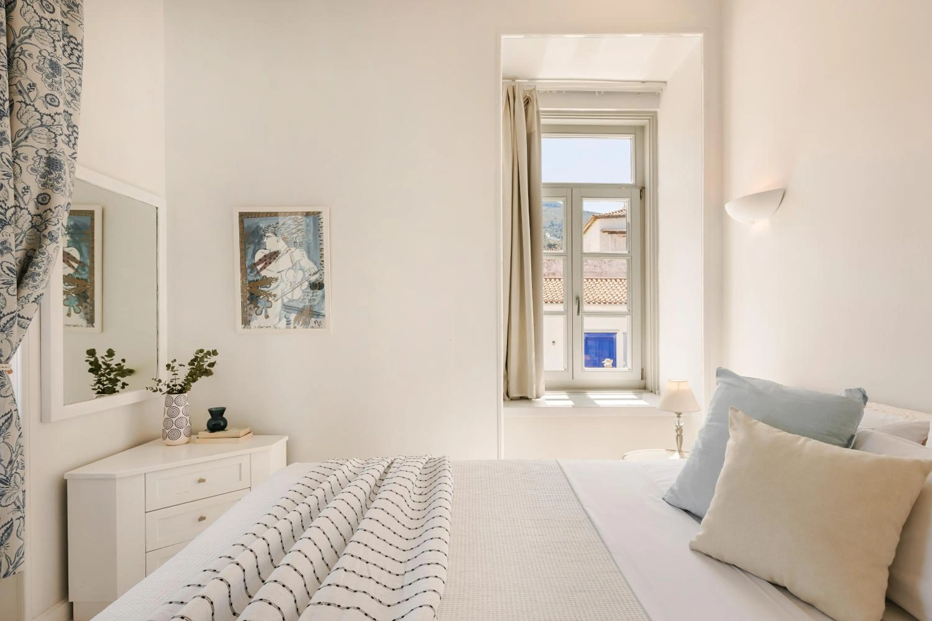 Bedroom, Bed in Hydra Hotel