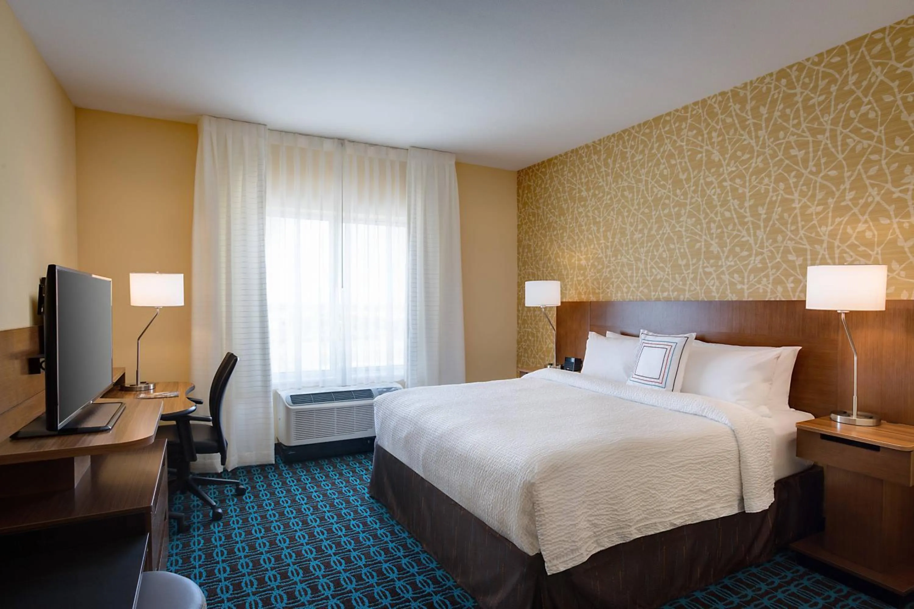 Photo of the whole room, Bed in Fairfield Inn & Suites by Marriott Dallas West/I-30