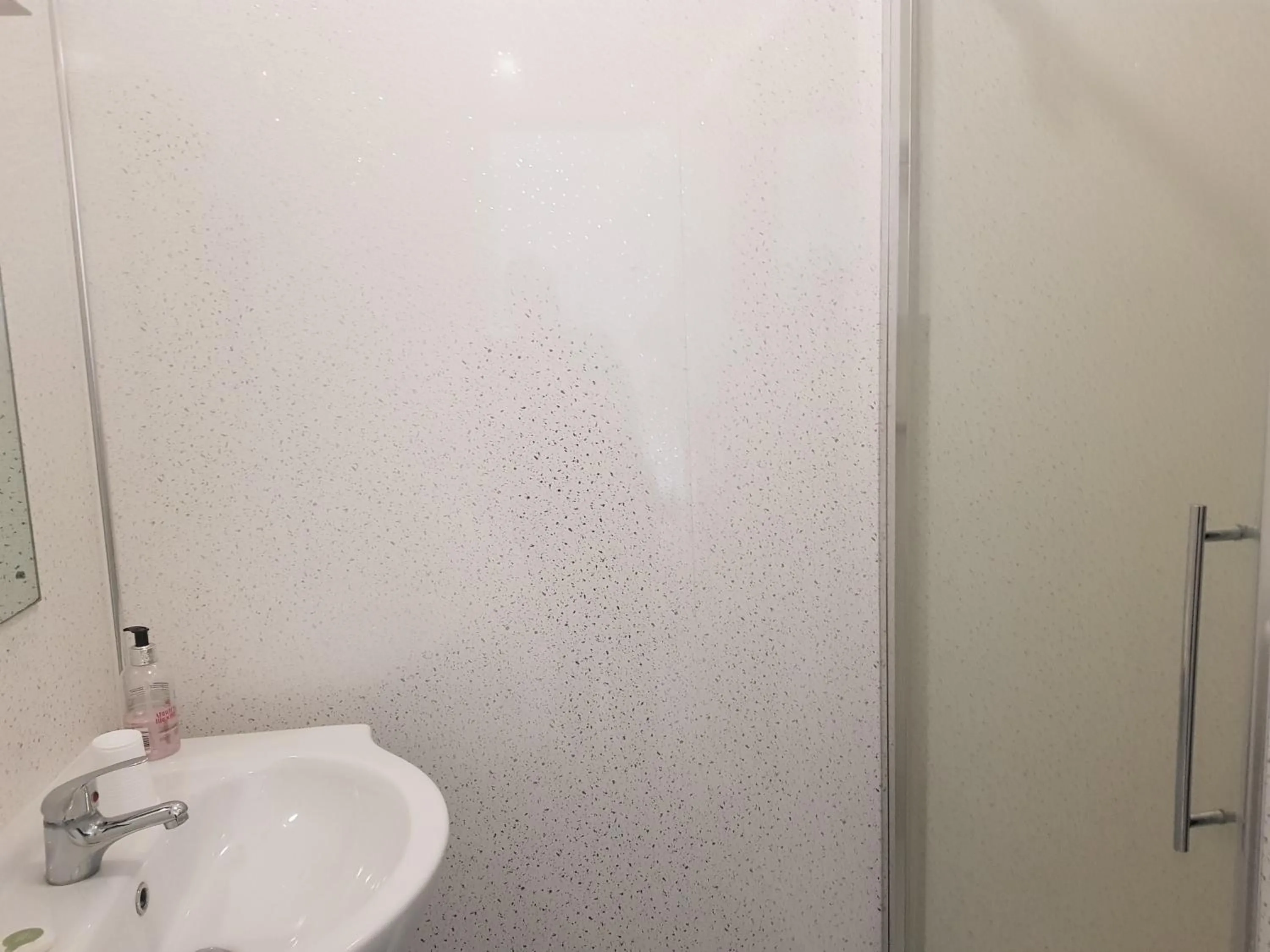 Bathroom in Victoria Lodge