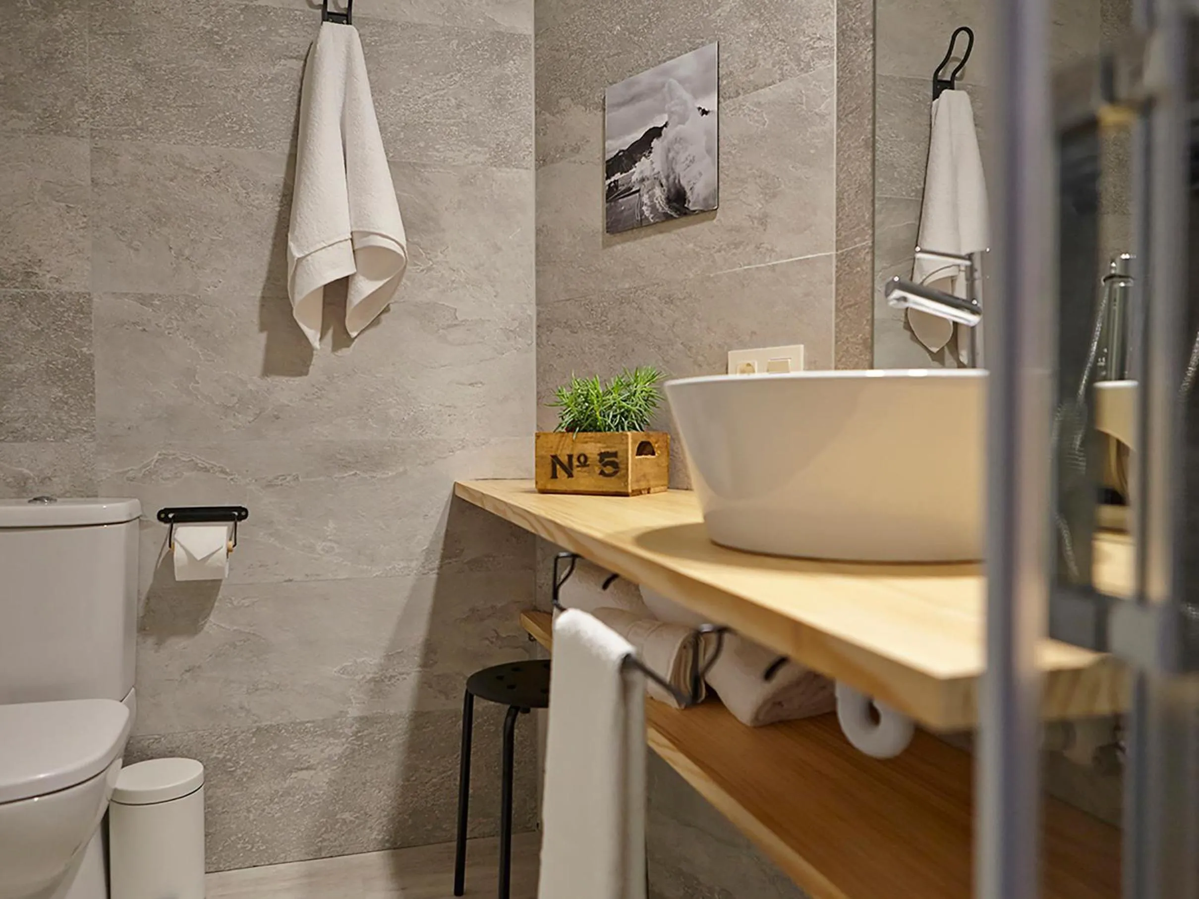 Bathroom in Pensión Peñaflorida