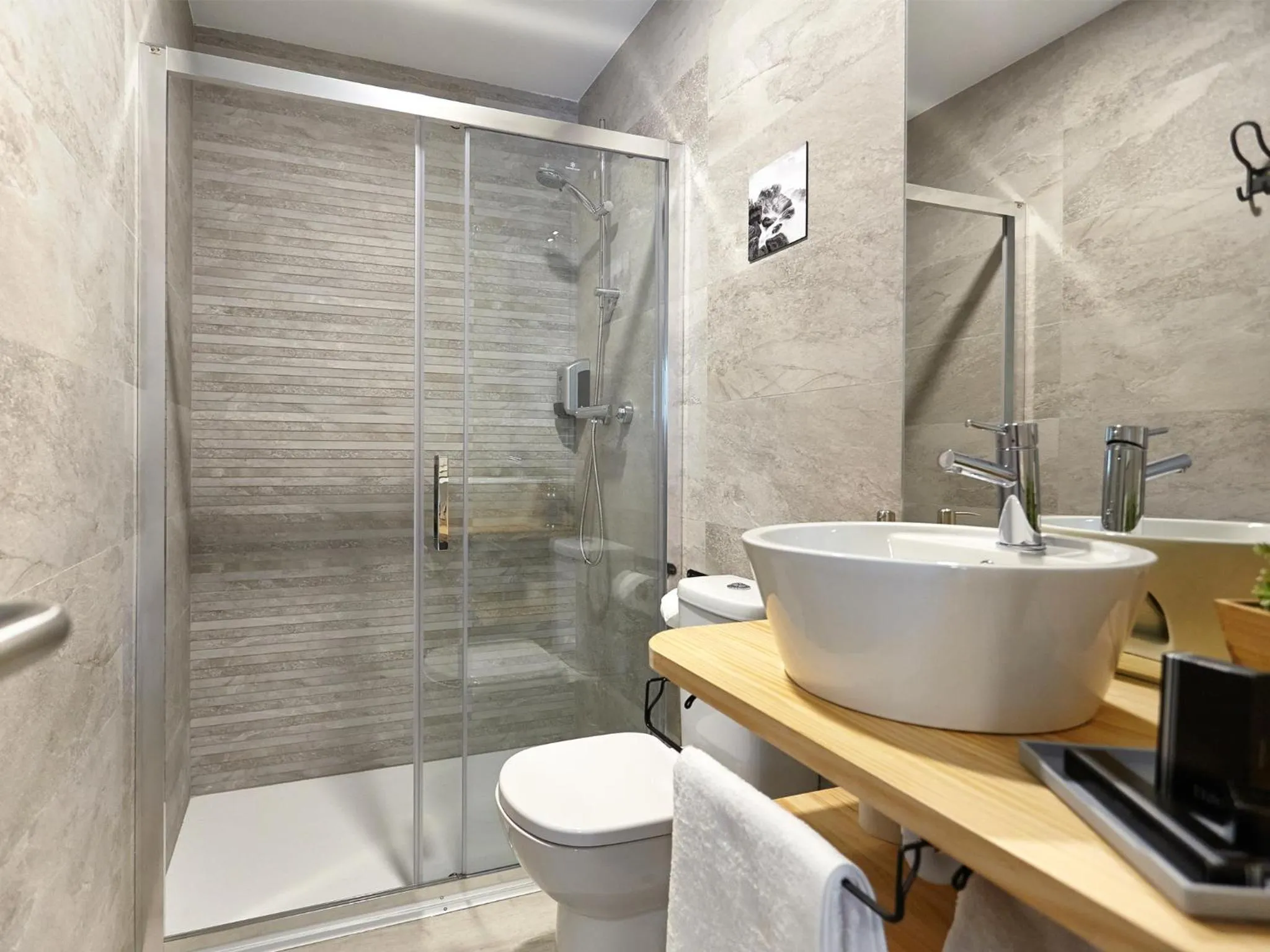 Bathroom in Pensión Peñaflorida