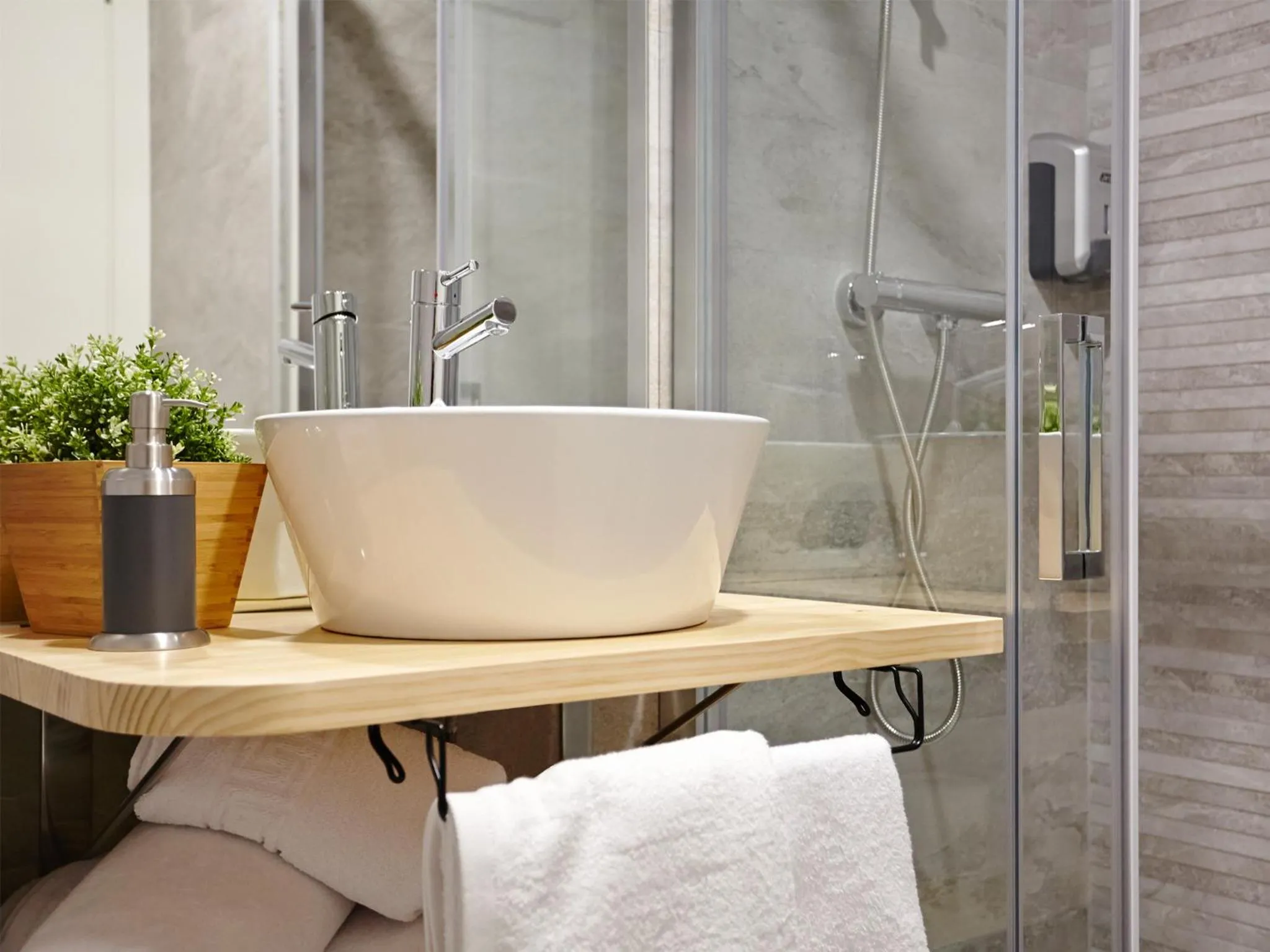 Bathroom in Pensión Peñaflorida
