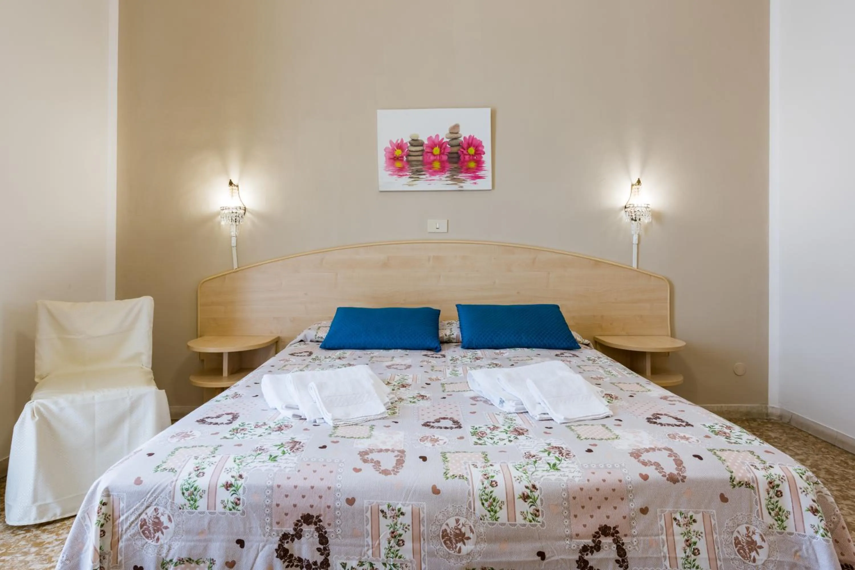 Photo of the whole room in Hotel Stefania