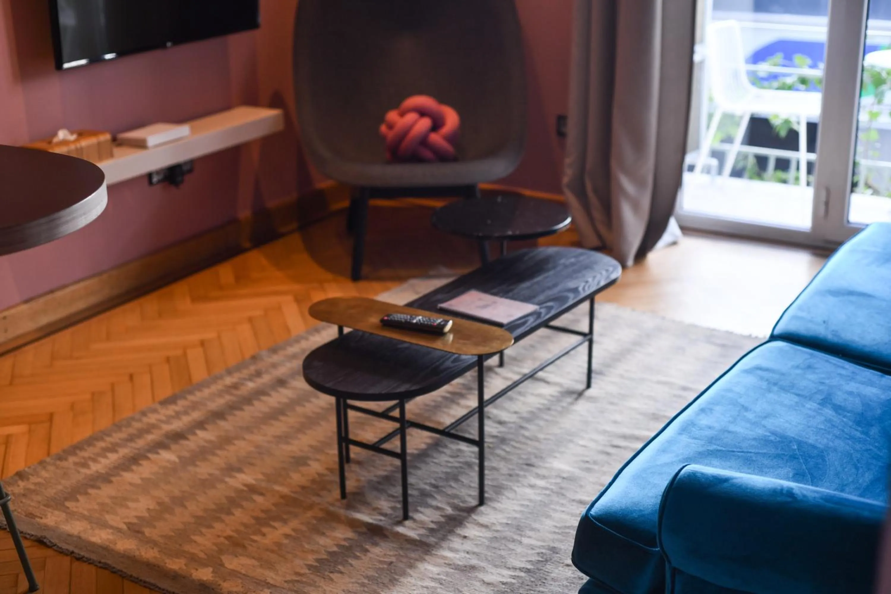 Living room in Kolonaki Boutique Apartments by Olala Homes